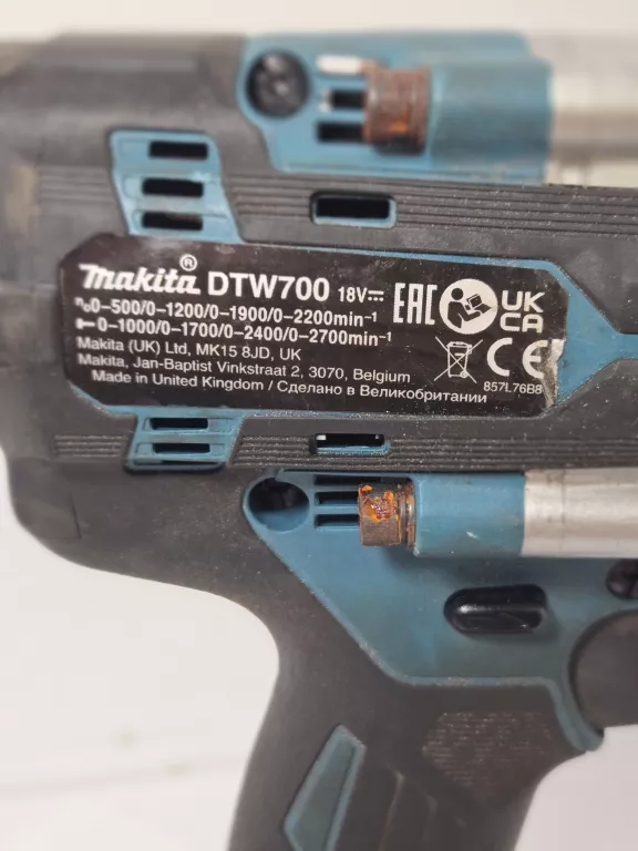 klucz-udarowy-makita-dtw700-plus-bateria-ean-gtin-088381811996