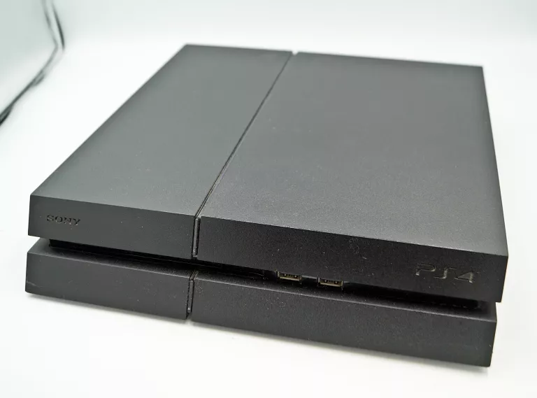 konsola-pos-4-1t-cuh-1216a-z-padem-okablowanie-ean-gtin-711719862536