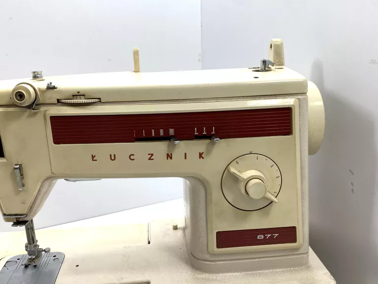 maszyna-do-szycia-lucznik-877-ean-gtin-5907595764995
