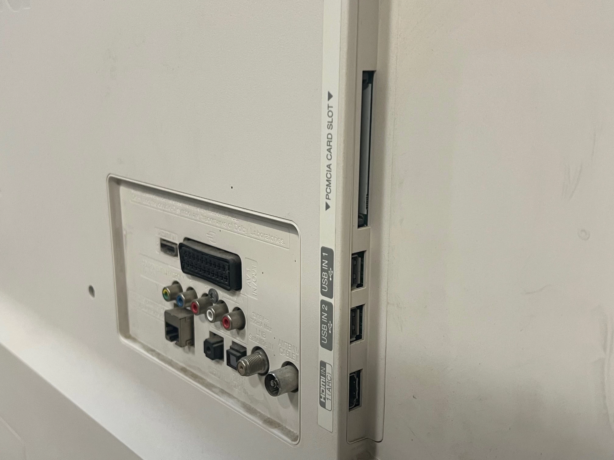 telewizor-lg-led-49lf590v-49-full-hd-smart-tv-50hz-bez-pilota-typ-telewizora-211486-250142