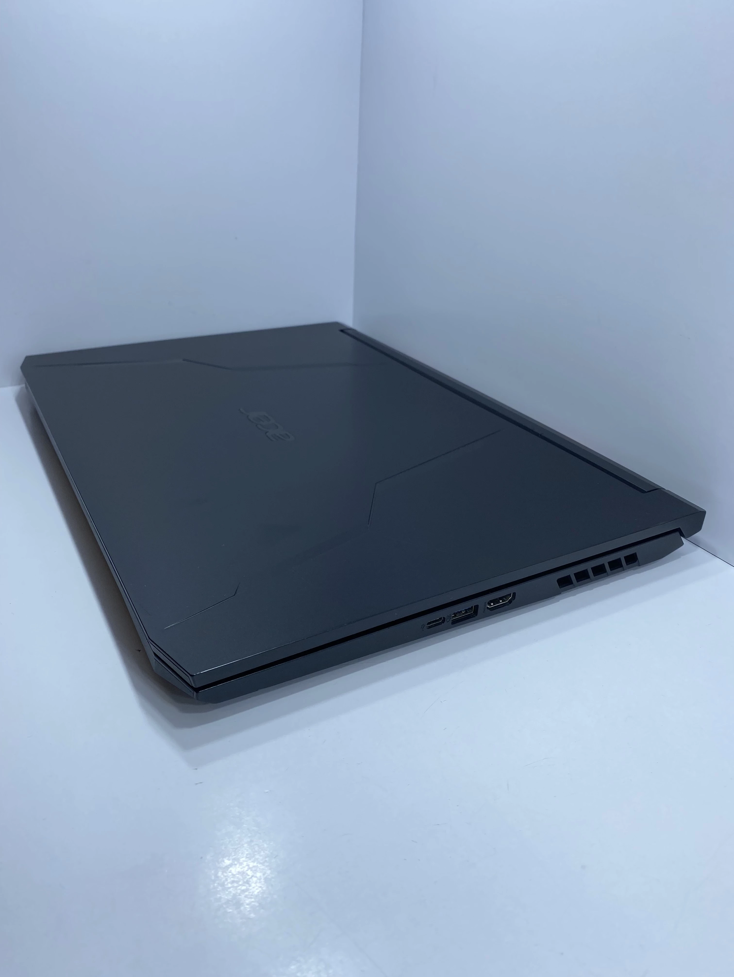 acer-nitro-5-laptop-gamingowy-an517-41-czarny-stan-11323-2