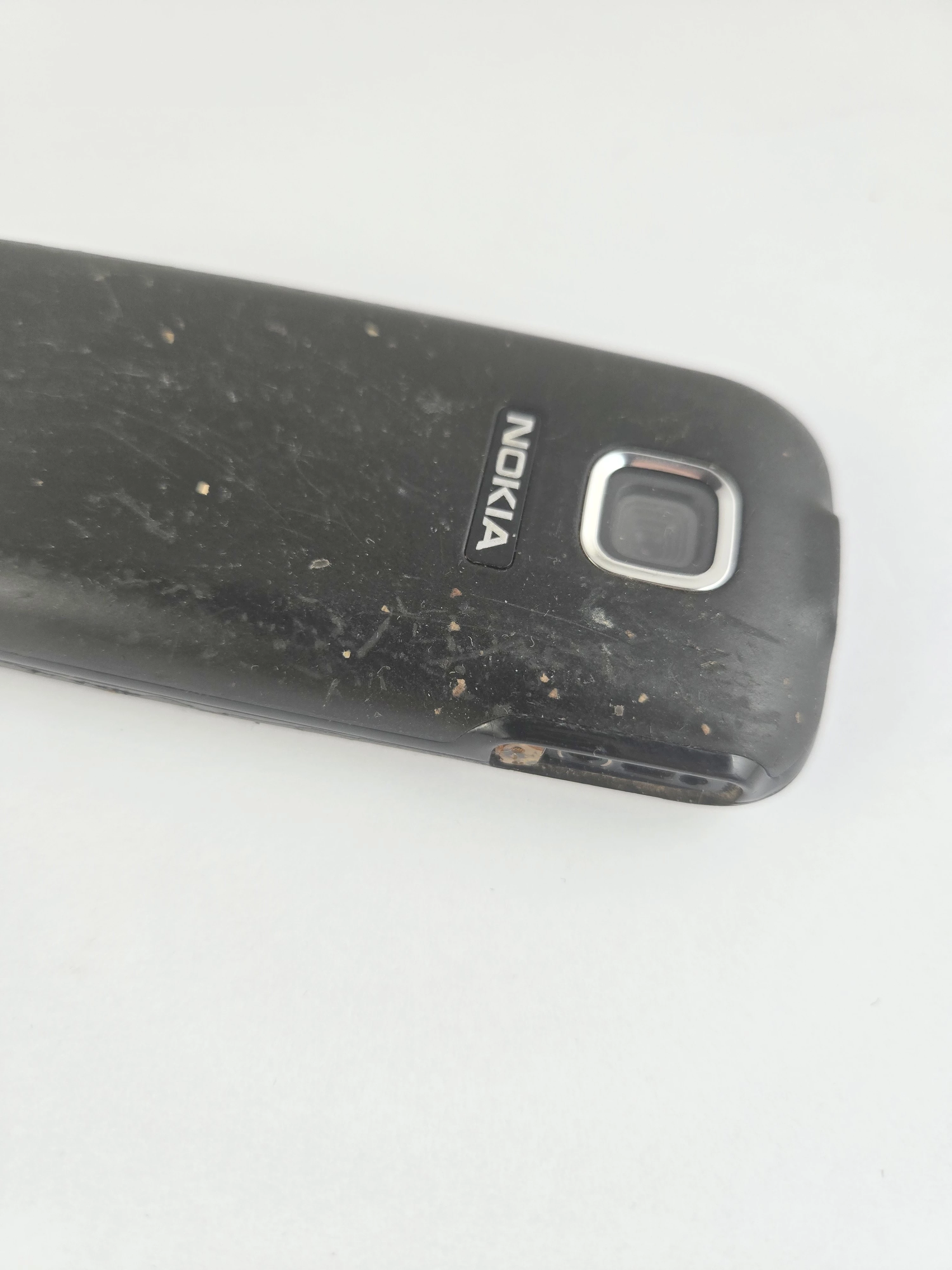 telefon-nokia-2330-lad-stan-11323-2