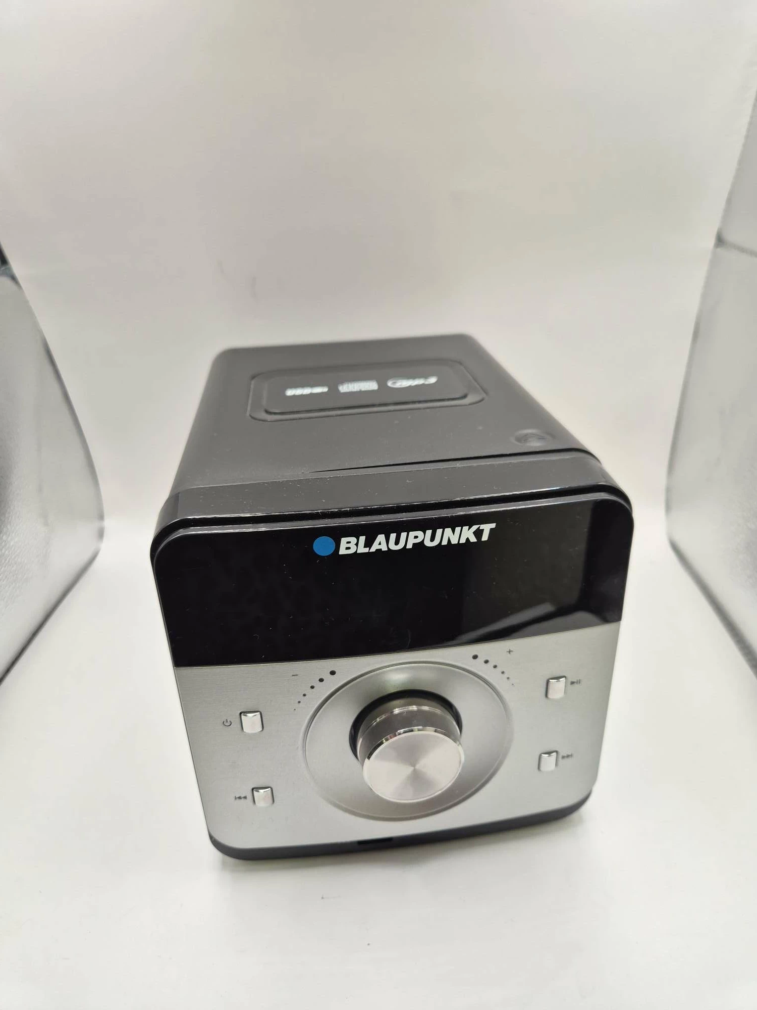 wieza-stereo-blaupunkt-ms6bk-moc-znamionowa-rms-10