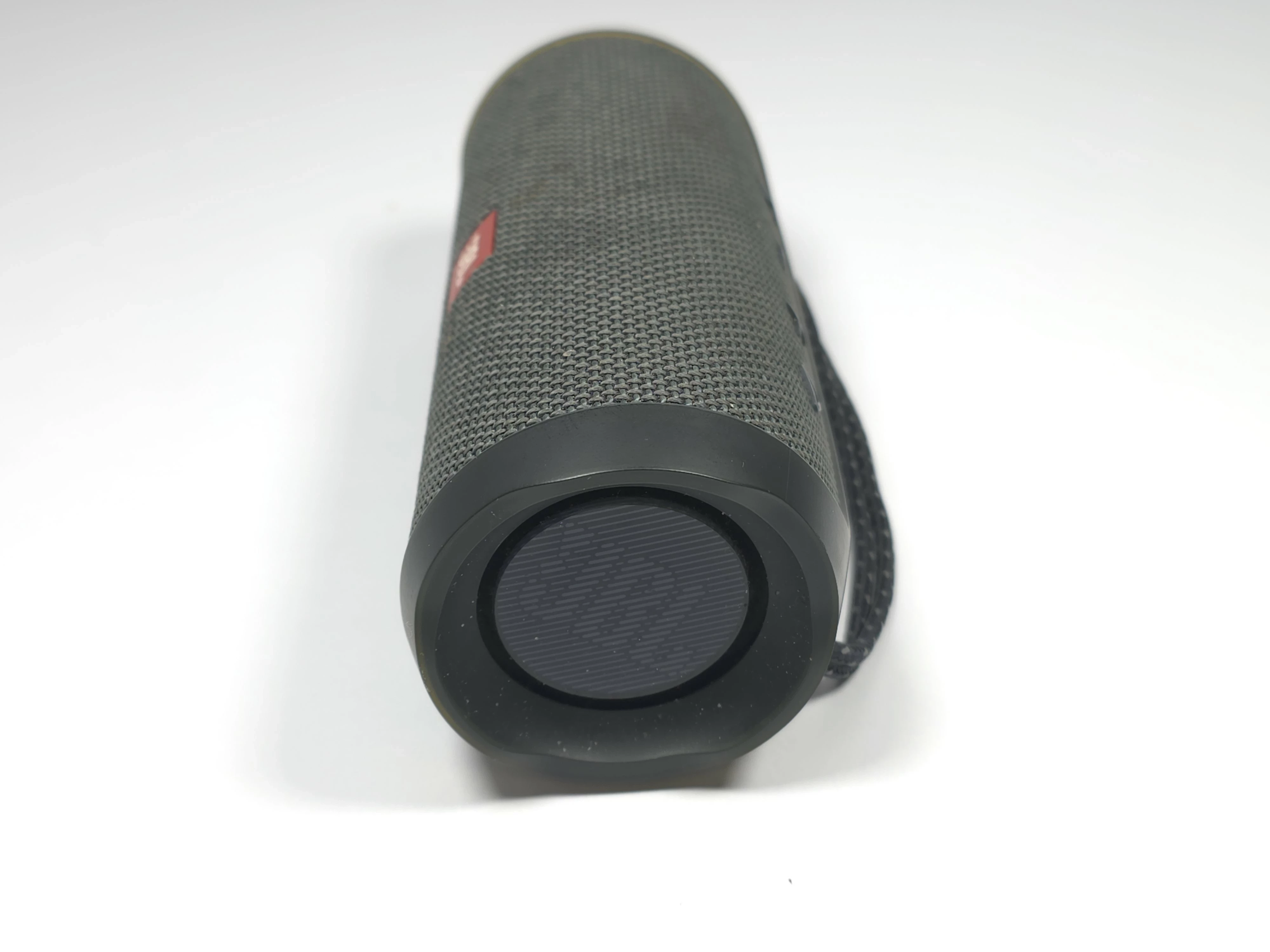 glosnik-jbl-flip-2-essencial-moc-2000