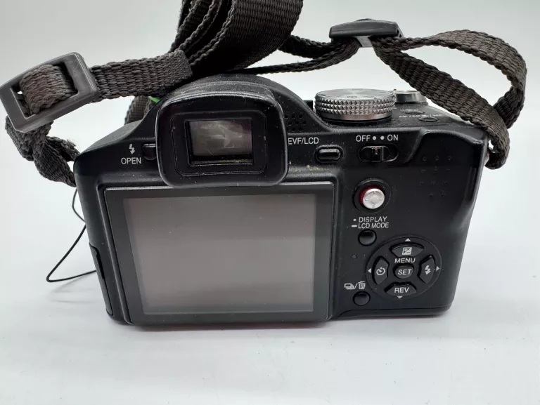 aparat-panasonic-lumix-dmc-fz8-zoom-optyczny-1200