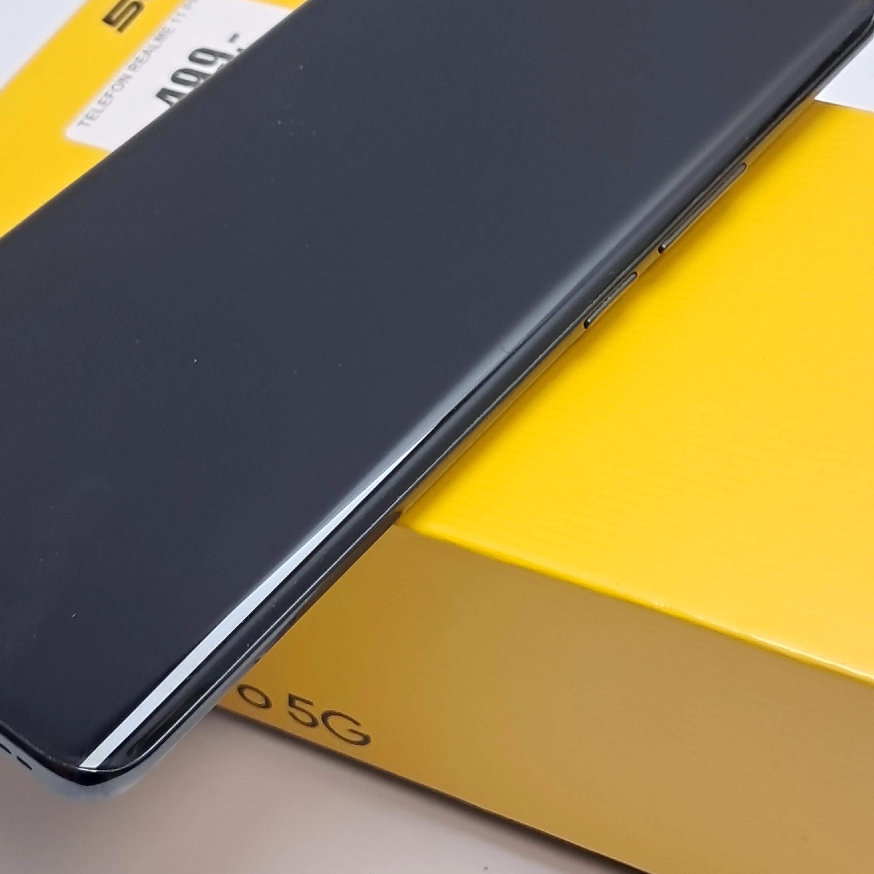 telefon-realme-11-pro-typ-202685-212929