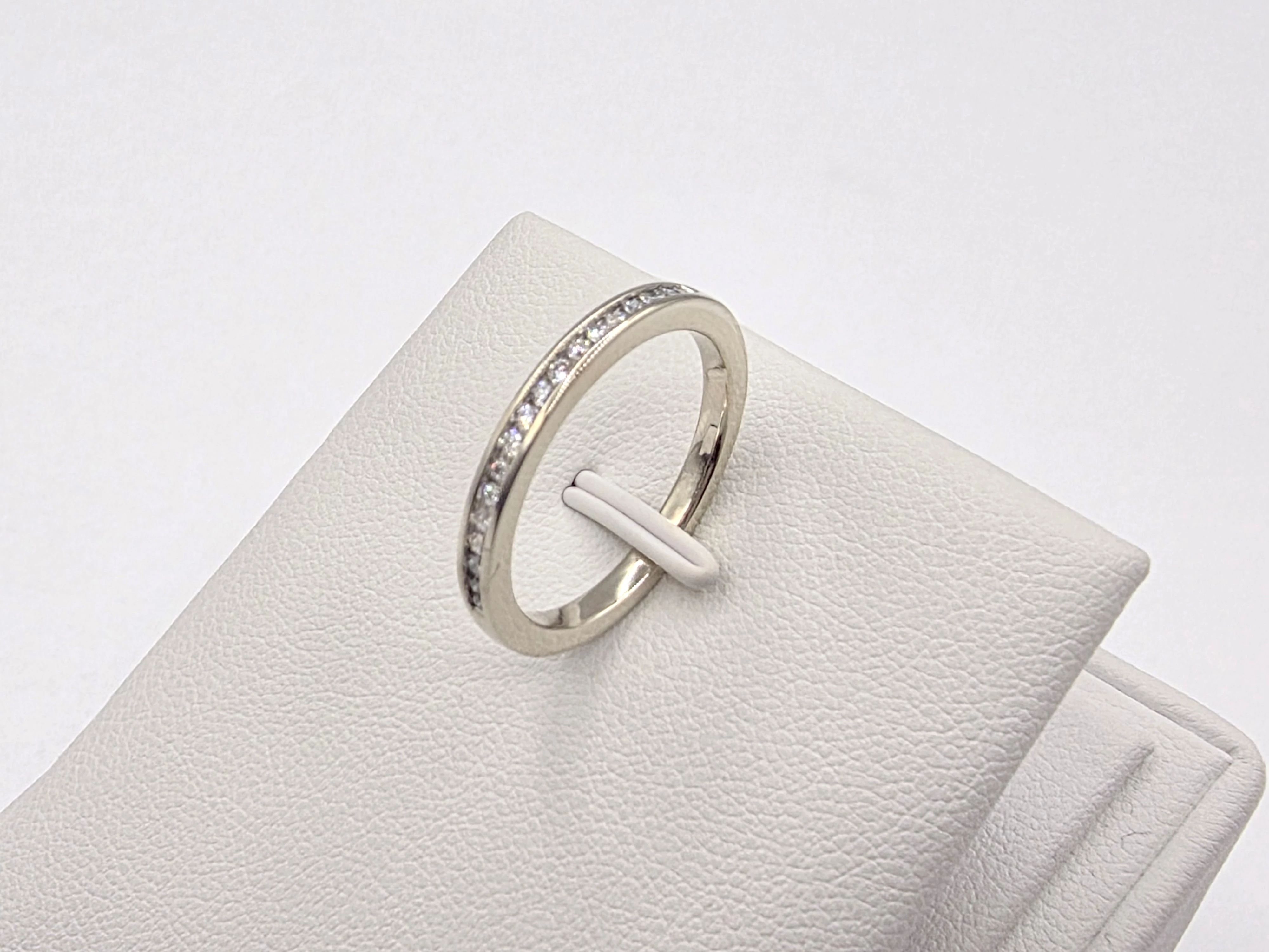 zloty-pierscionek-z-brylantami-019ct-585-267g-r15-material-15835-2