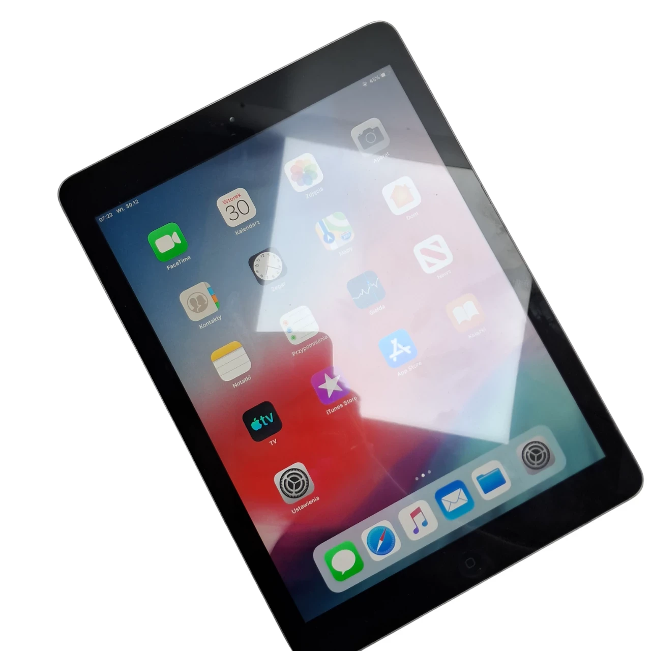 tablet-apple-ipad-air-97-1-gb-16-gb-srebrny-kosciuszki-17-kartuzy