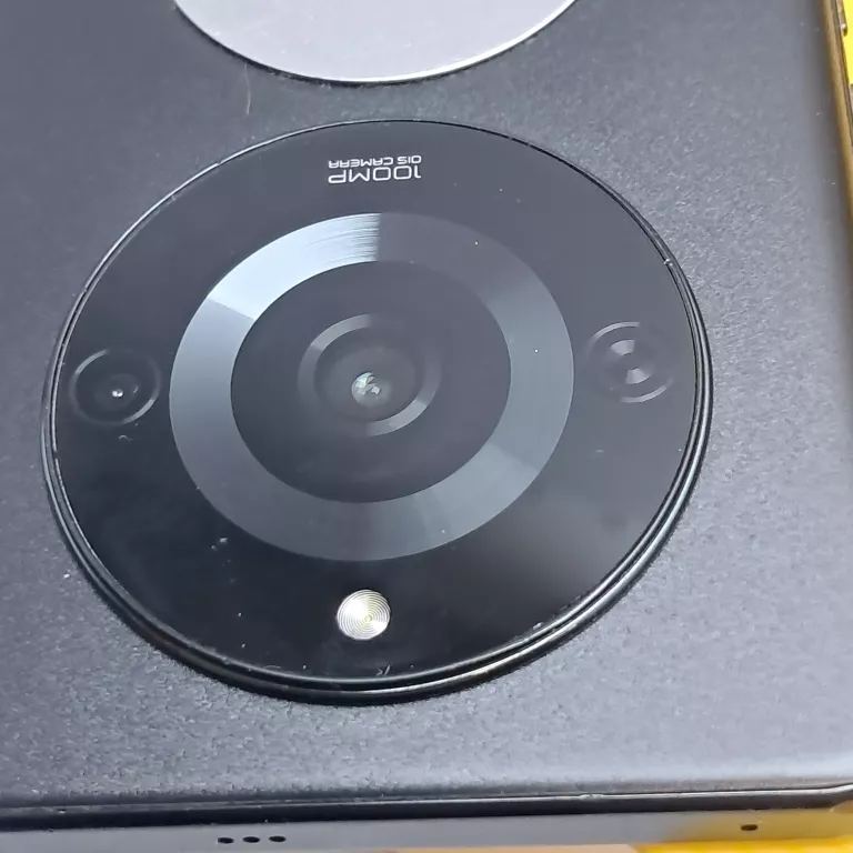 telefon-realme-11-pro-przekatna-ekranu-670