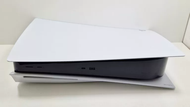 konsola-sony-playstation-5-cfi-1016a-ean-gtin-0711719396406