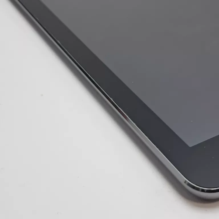 tablet-apple-ipad-air-97-1-gb-16-gb-srebrny-ean-gtin-888462098809