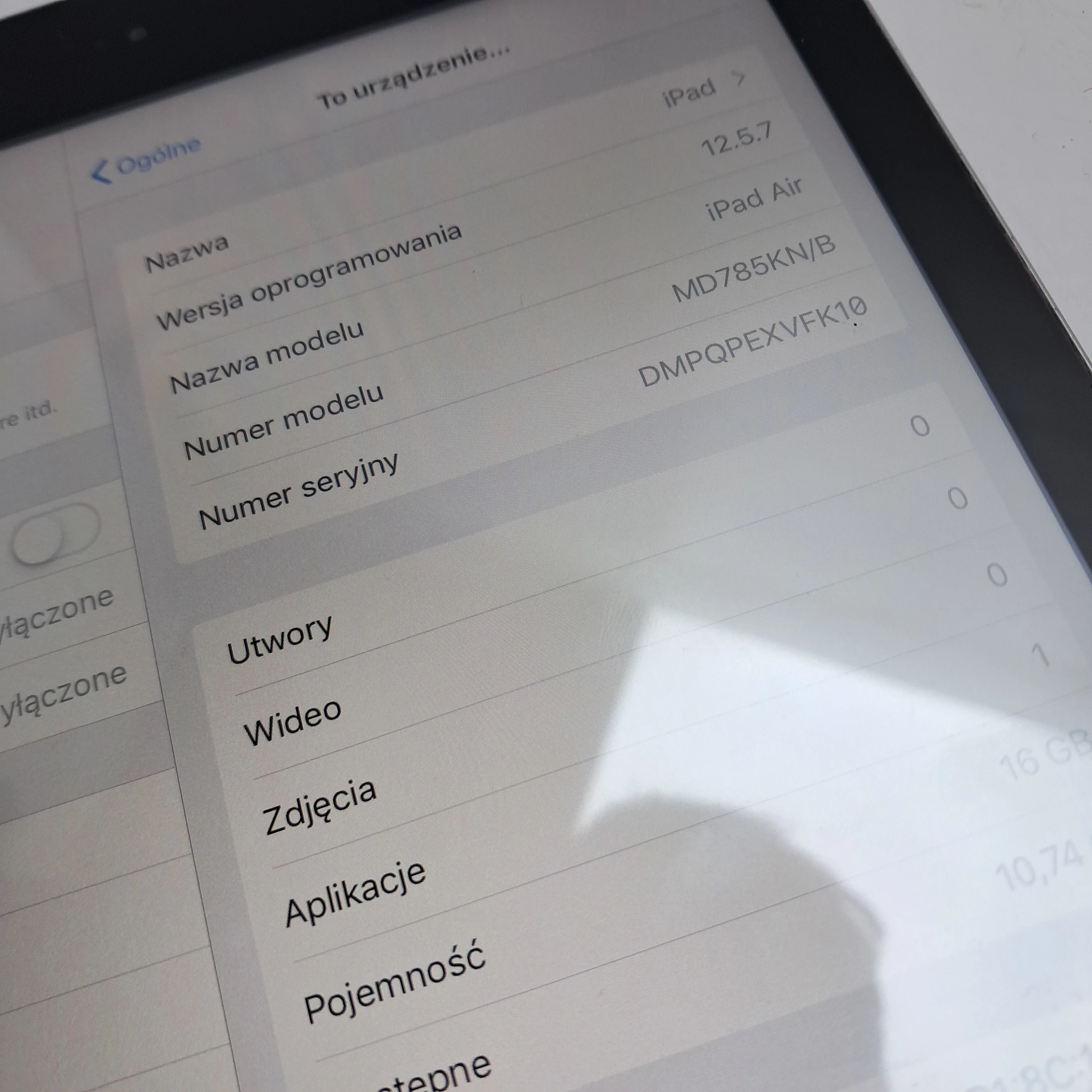 tablet-apple-ipad-air-97-1-gb-16-gb-srebrny-stan-11323-2