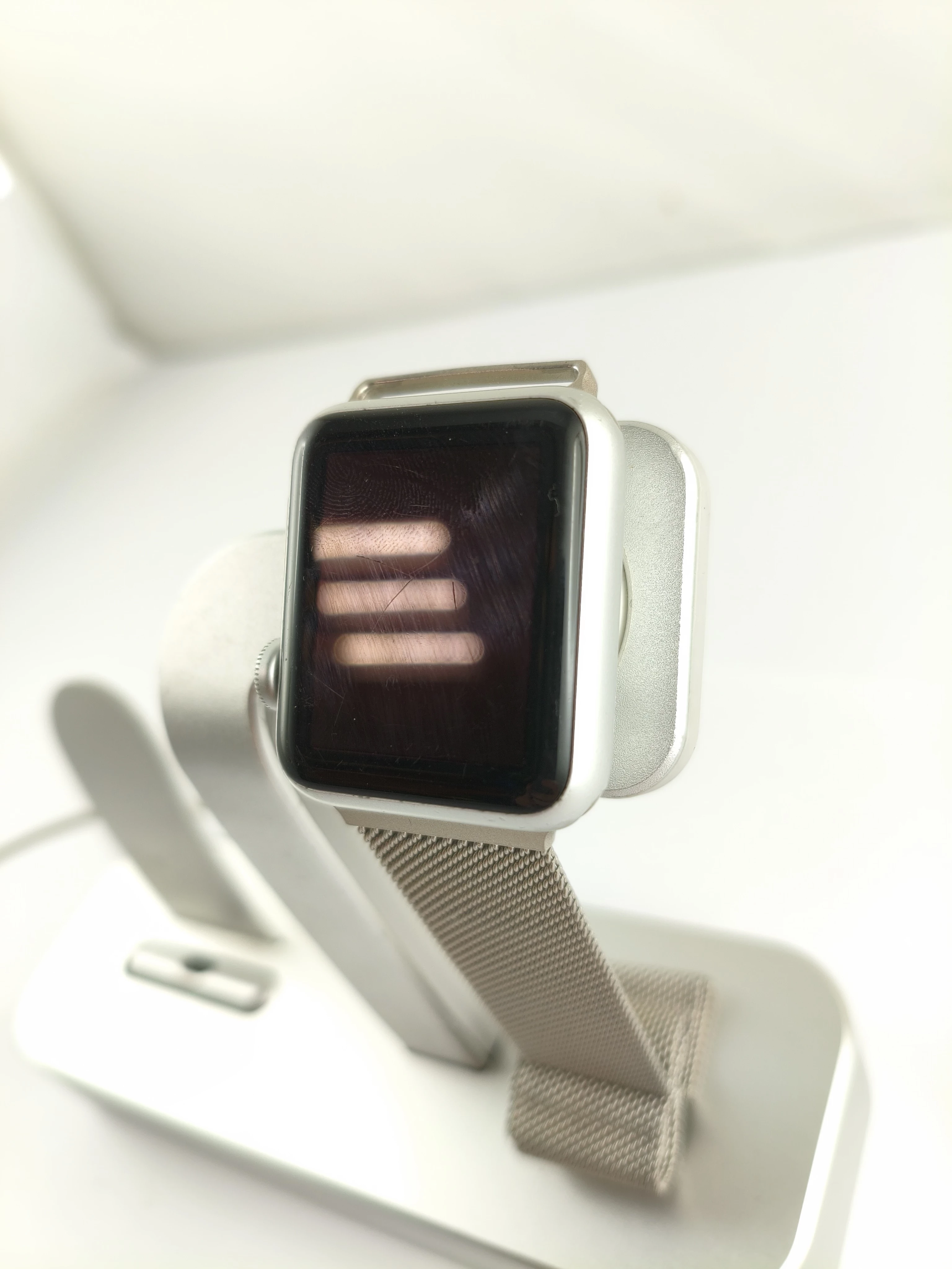 apple-watch-gen-3-ladowarka-emilii-plater-82b-szczecin-rs
