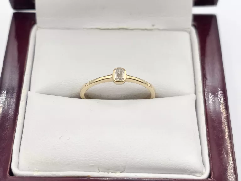 zloty-pierscionek-z-brylantem-011ct-585-148g-r15-marka-248811-958954