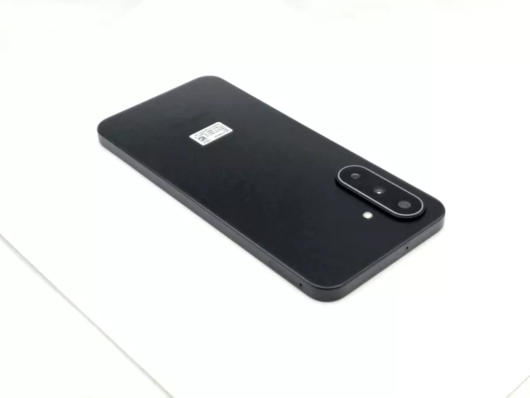 samsung-galaxy-a17-5g-4128gb-czarny-system-operacyjny-4388-1