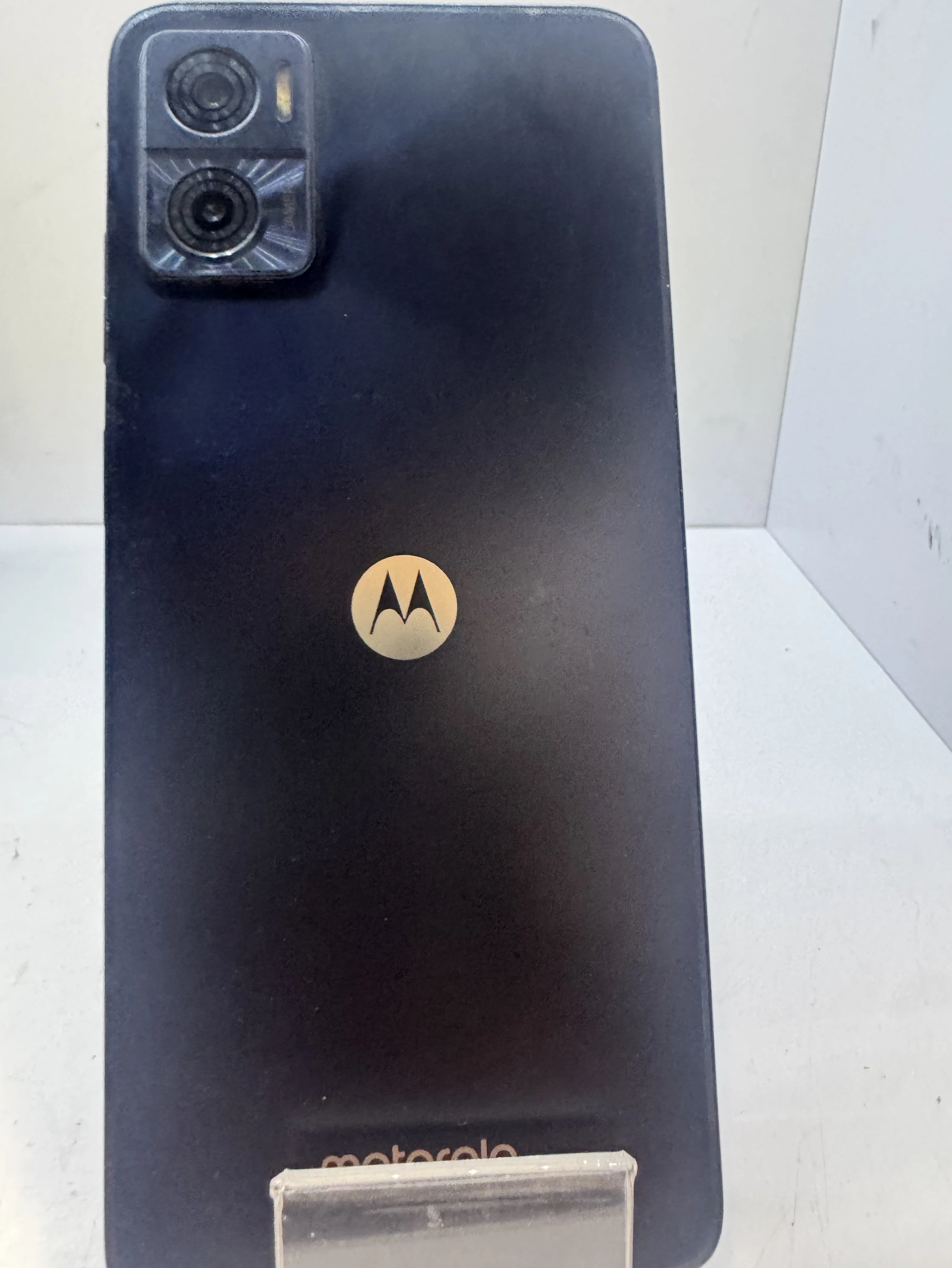 telefon-motorola-moto-e22pudlad-typ-202685-212929