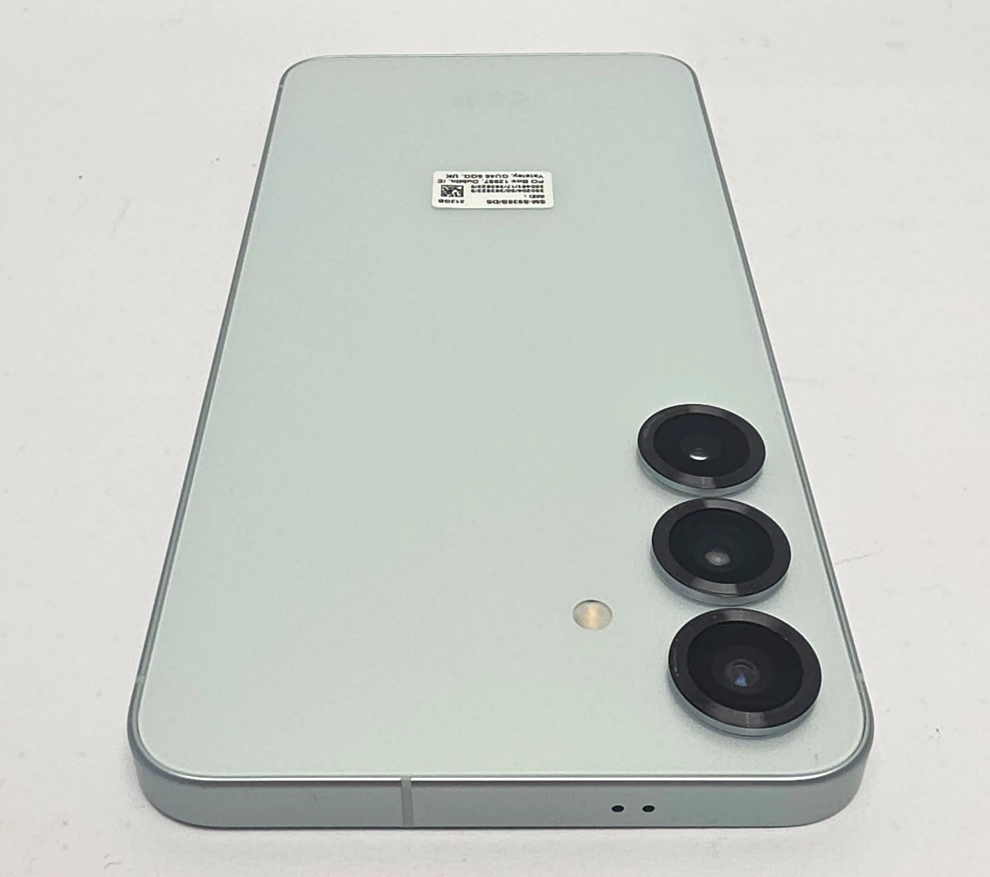 telefon-samsung-galaxy-s25-12512gb-sm-s936b-mint-pojemnosc-akumulatora-4900