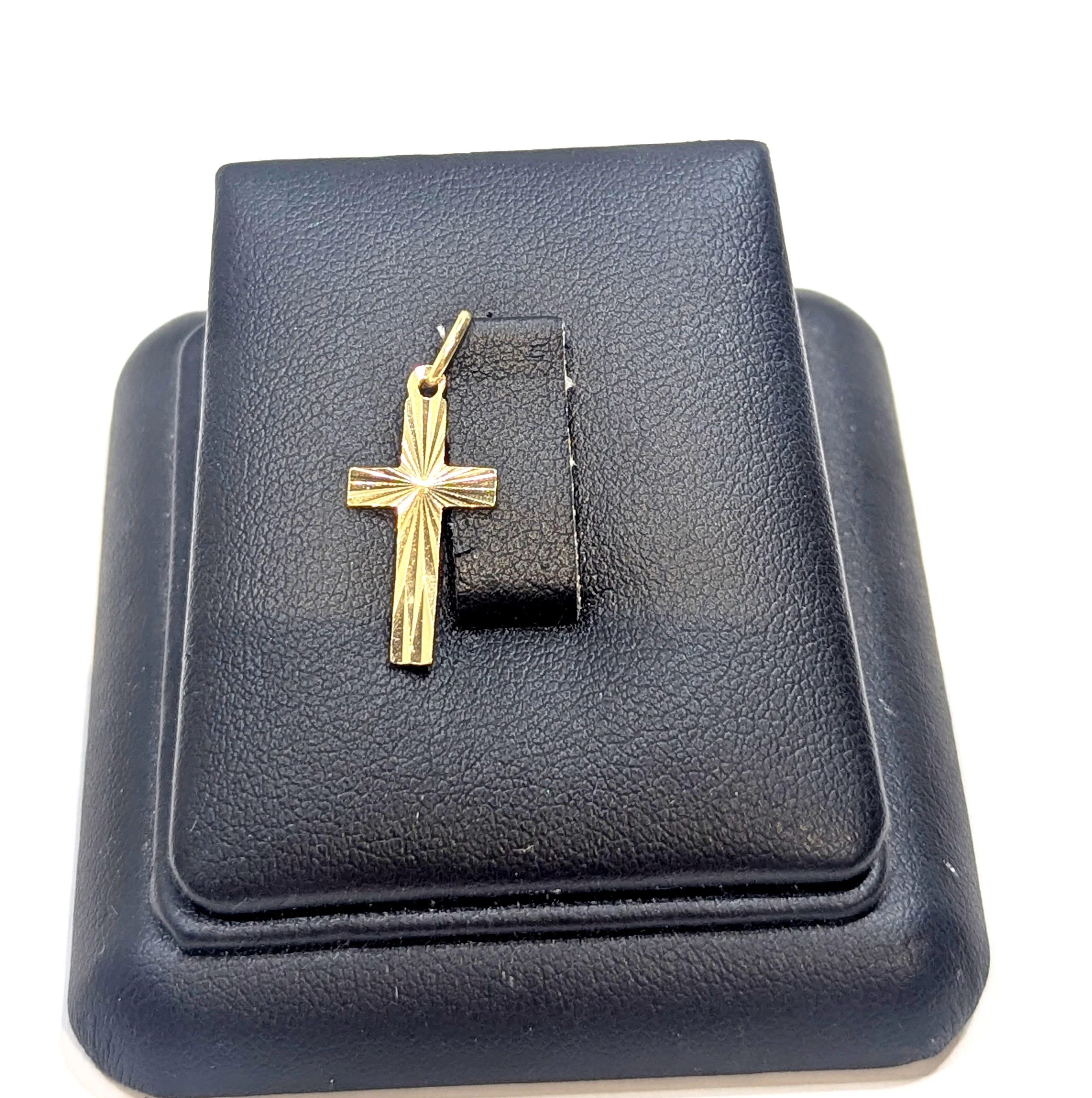 zloty-krzyzyk-rzezbieniami-prp-585-071-g-motyw-129129-20