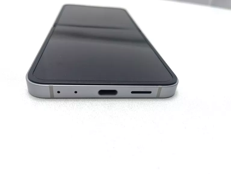 telefon-samsung-galaxy-flip6-pudelko-typ-202685-212929