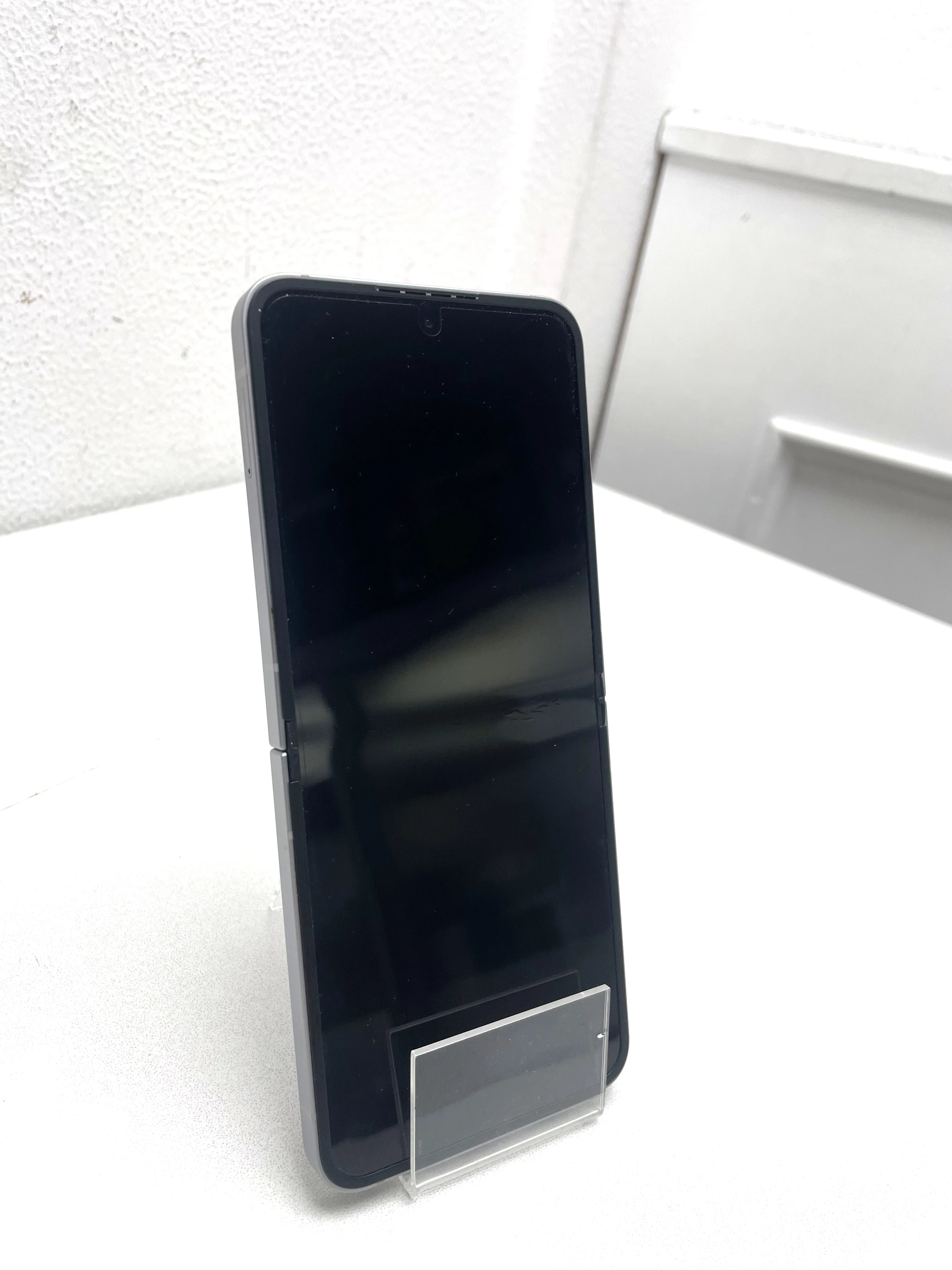 telefon-samsung-galaxy-flip6-pudelko-ean-gtin-8806095663869