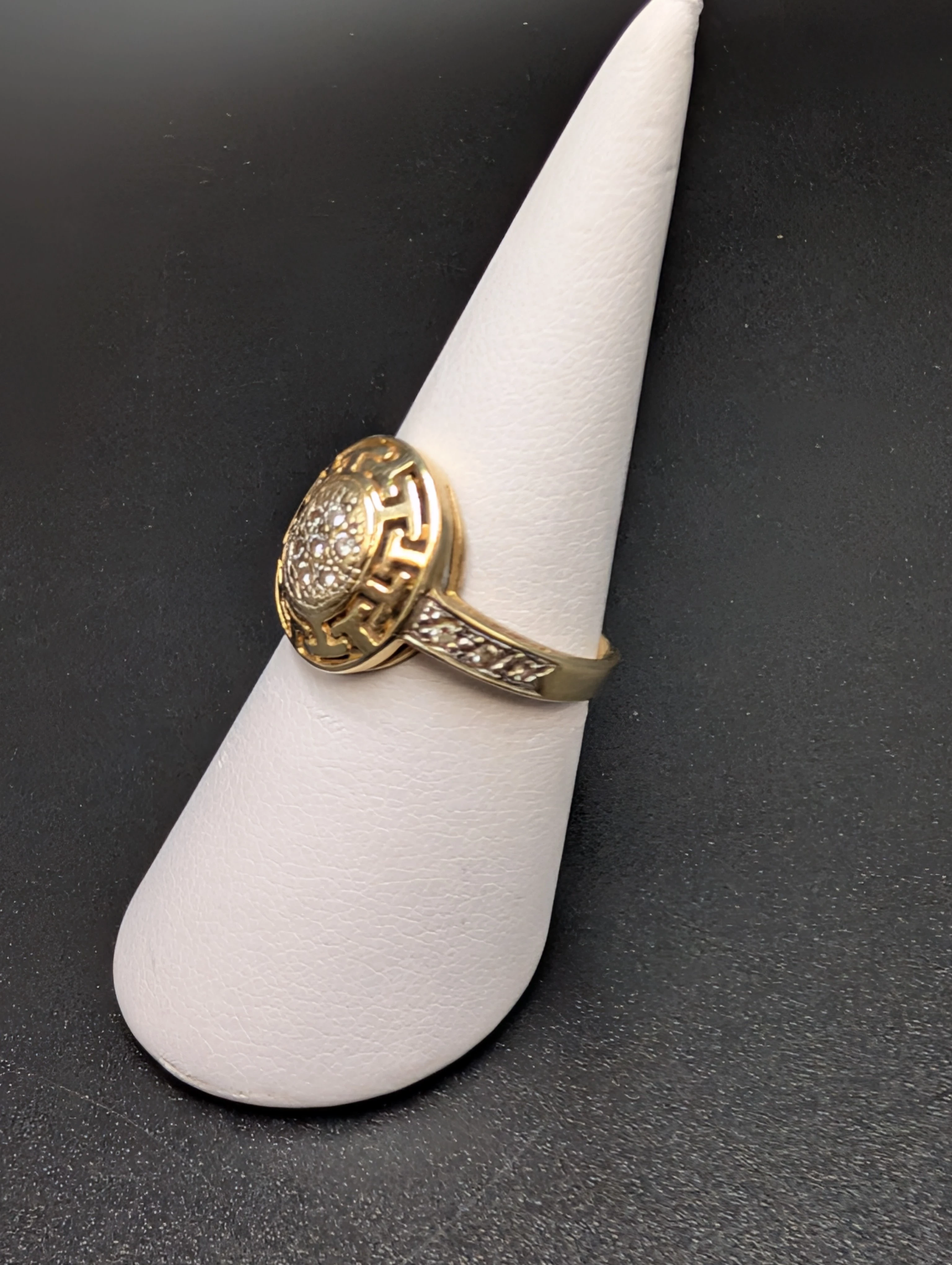 przesliczny-uzywany-zloty-pierscionek-58514k318gr-15-rodzaj-2205-2