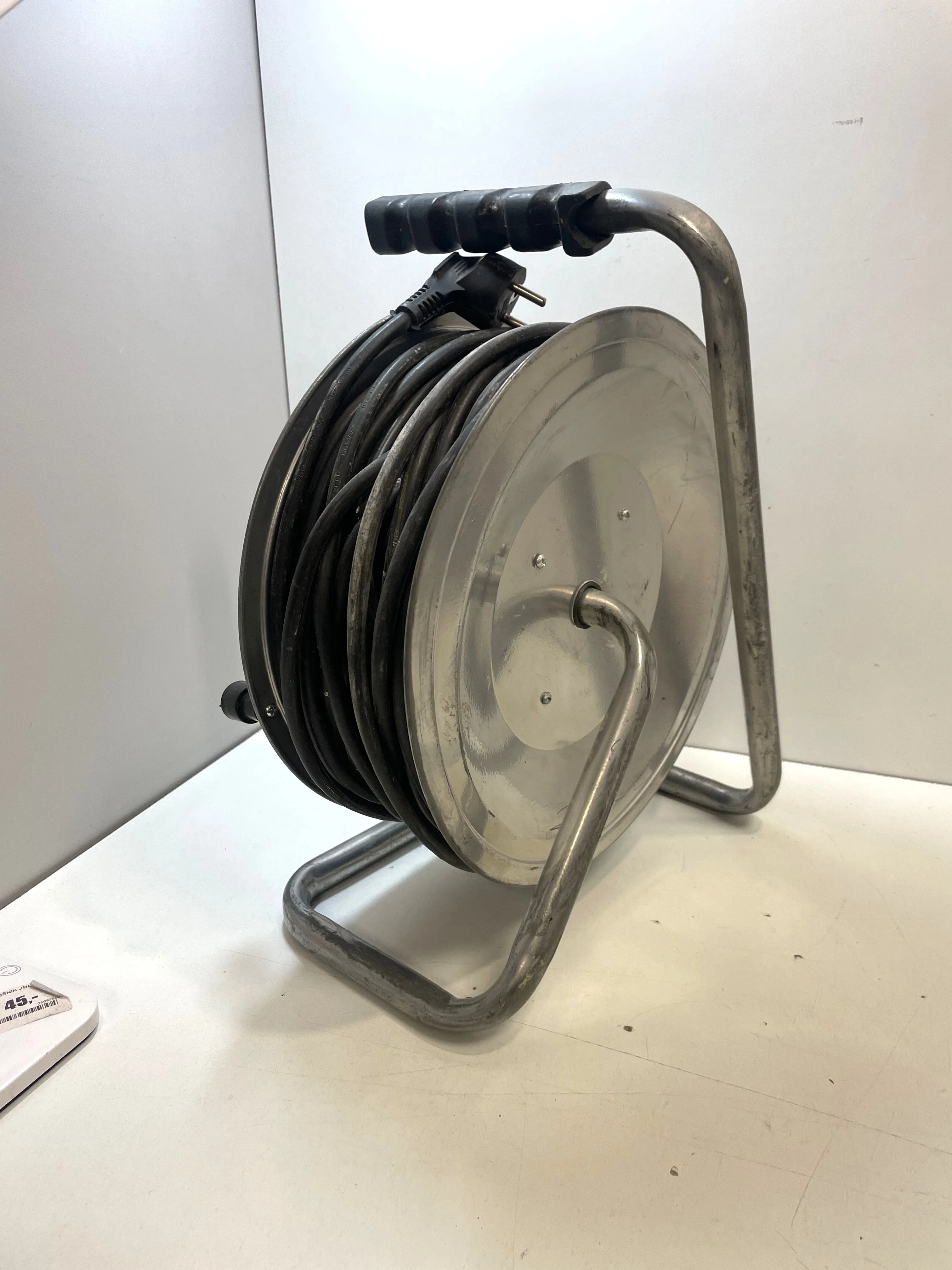 przedluzacz-bebnowy-champion-50m-dlugosc-kabla-5000