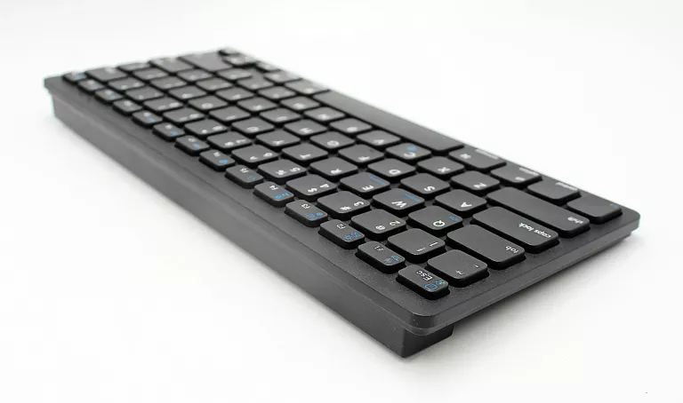 bezprzewodowa-klawiatura-bluetooth-wireless-keyboard-k800g-bt-smart-tv-pc-uklad-klawiatury-249838-1930809