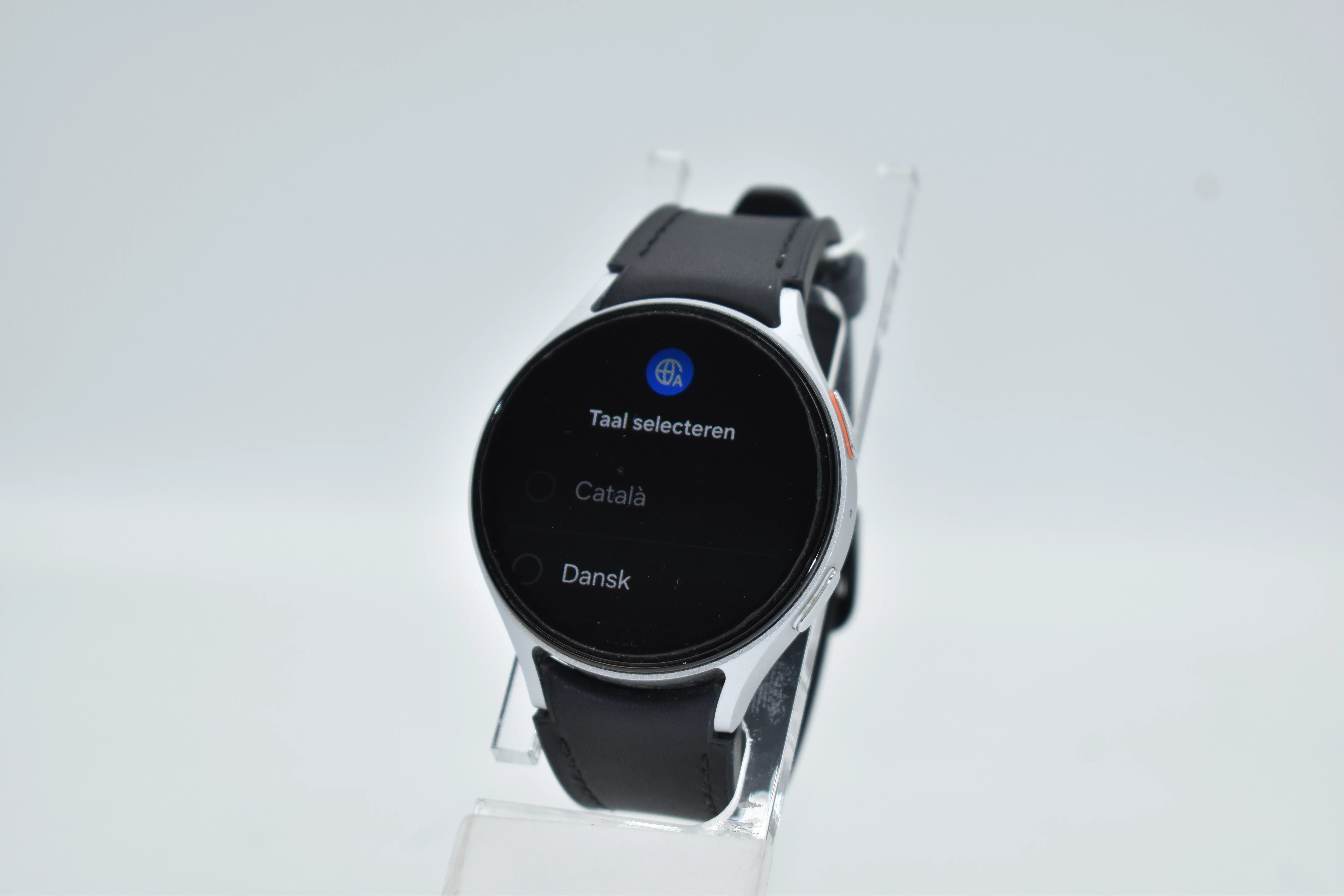 smartwatch-samsung-galaxy-watch-7-model-249460-1921415