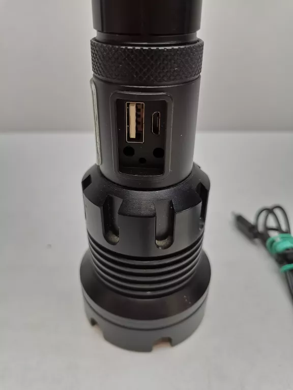 latarka-taktyczna-akumulatorowa-wojskowa-7-trybow-bardzo-mocna-latarka-led-stan-11323-2