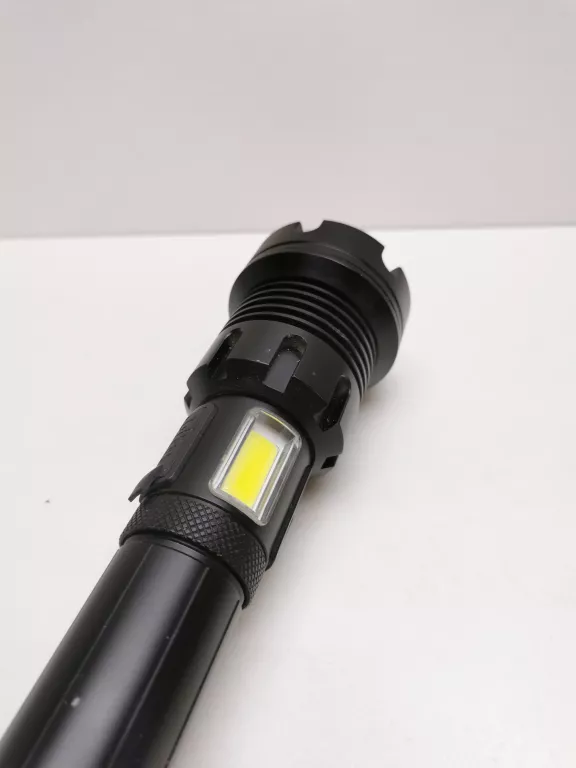 latarka-taktyczna-akumulatorowa-wojskowa-7-trybow-bardzo-mocna-latarka-led-kod-producenta-latarka-taktycznaakumulatorowa-zoom