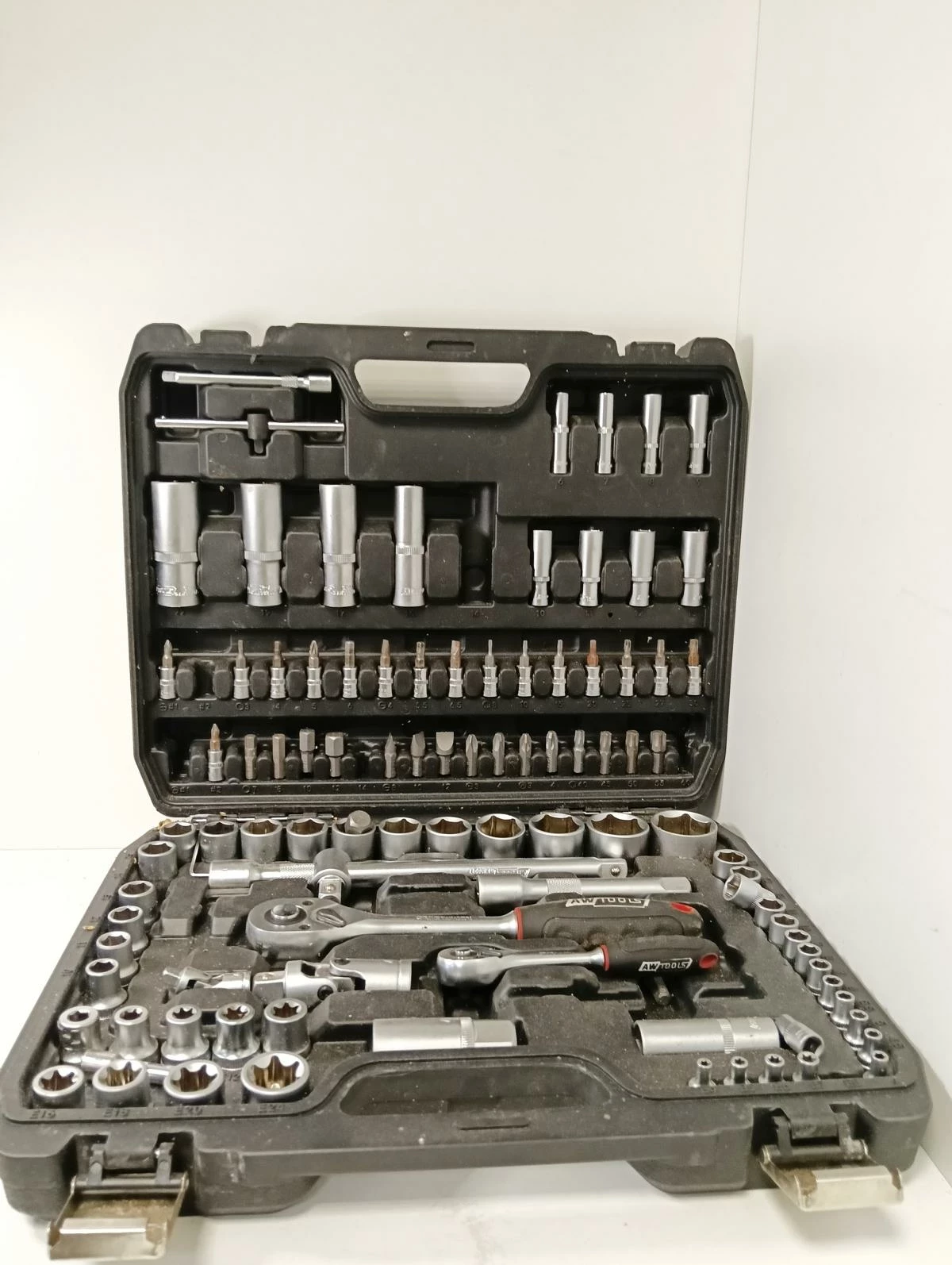 zestaw-kluczy-nasadowych-awtools-pilsudskiego-13a-sj-ostroleka