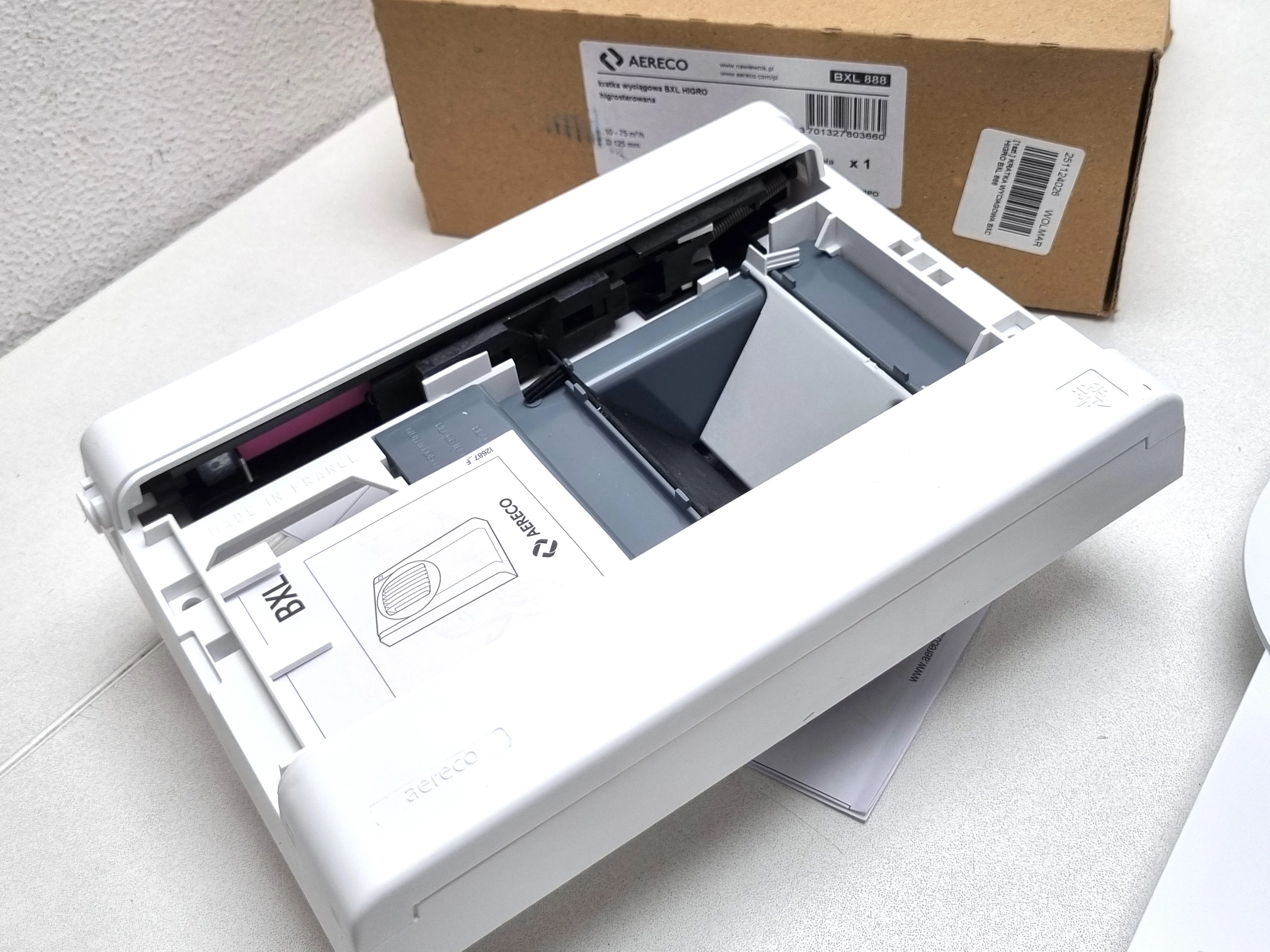 kratka-wentylacyjna-aereco-bxl-888-product-id-d5f73794-0d21-48cc-a319-73ff28a958e7