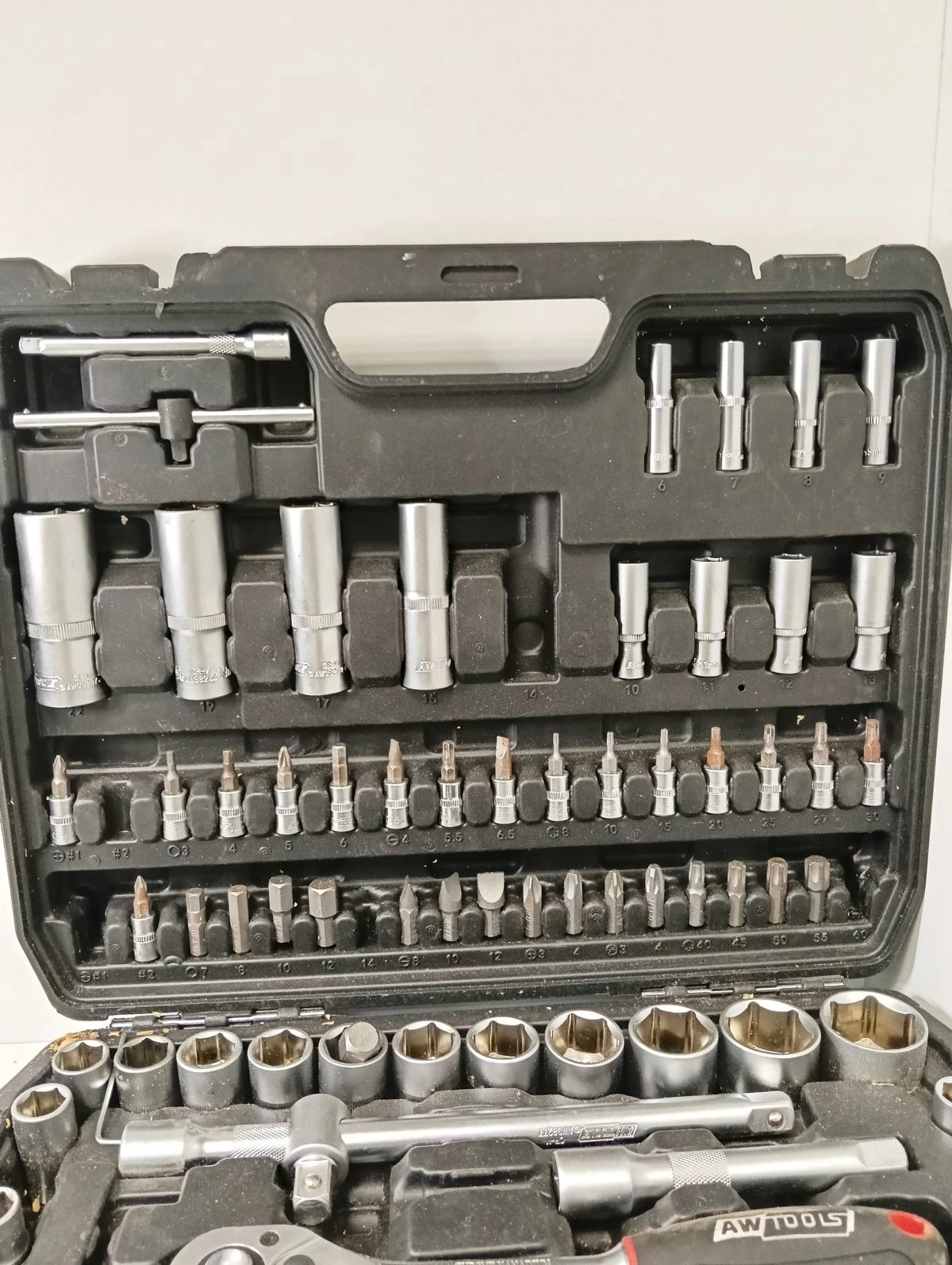 zestaw-kluczy-nasadowych-awtools-ean-gtin-5903041034537