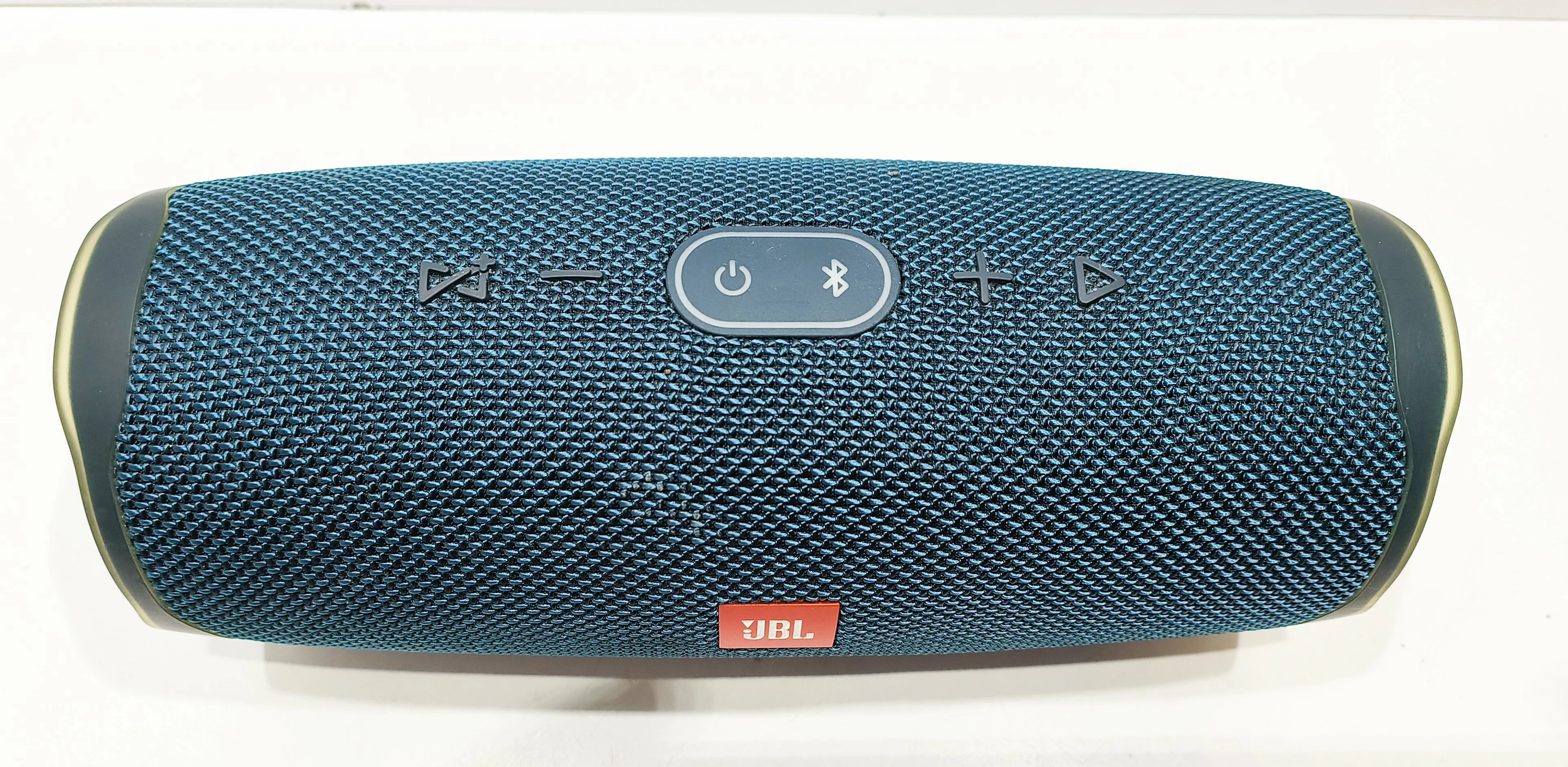 glosnik-jbl-charge-4-stan-11323-2