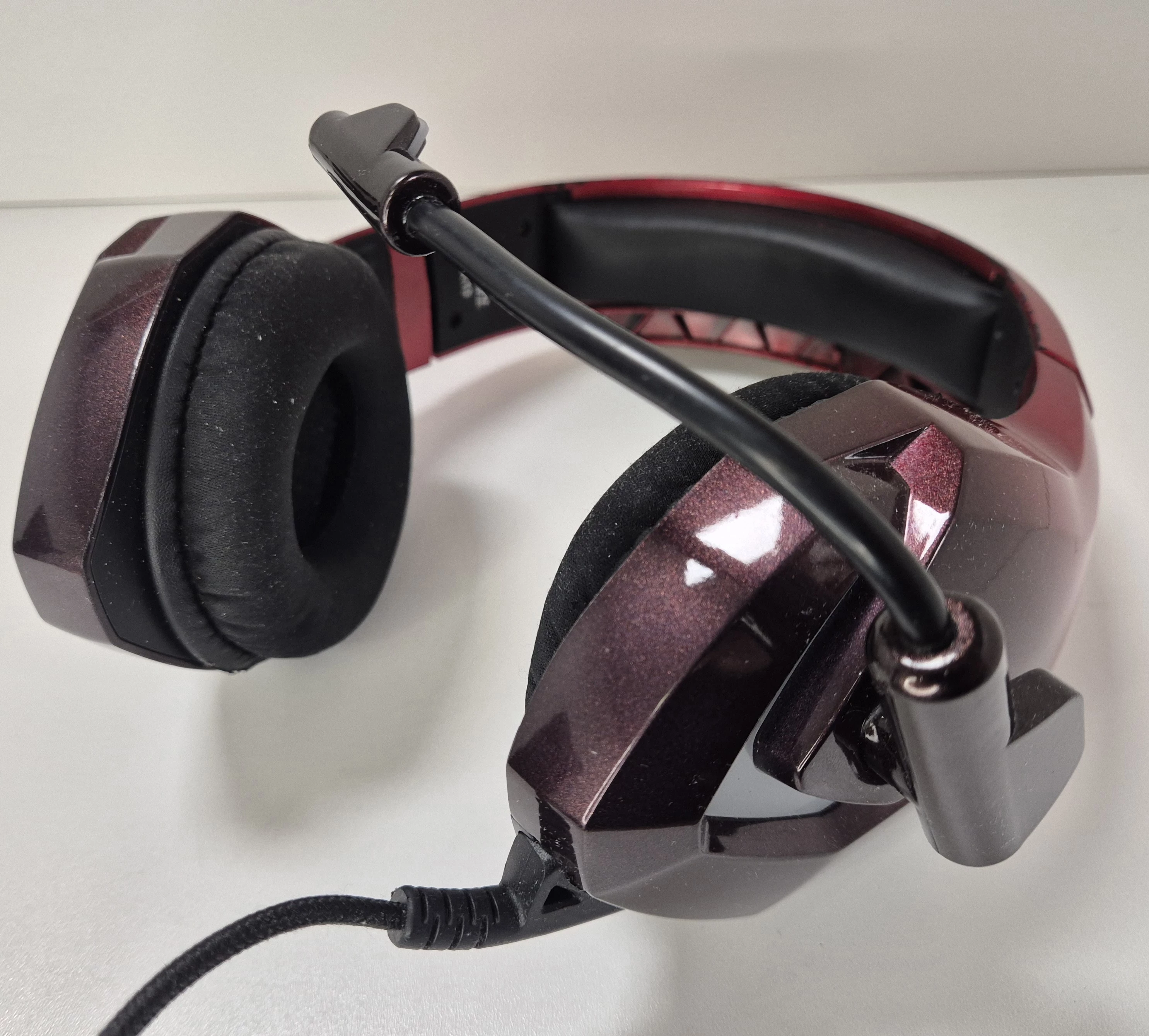 sluchawki-nauszne-z-mikrofonem-needone-k19-stan-11323-2