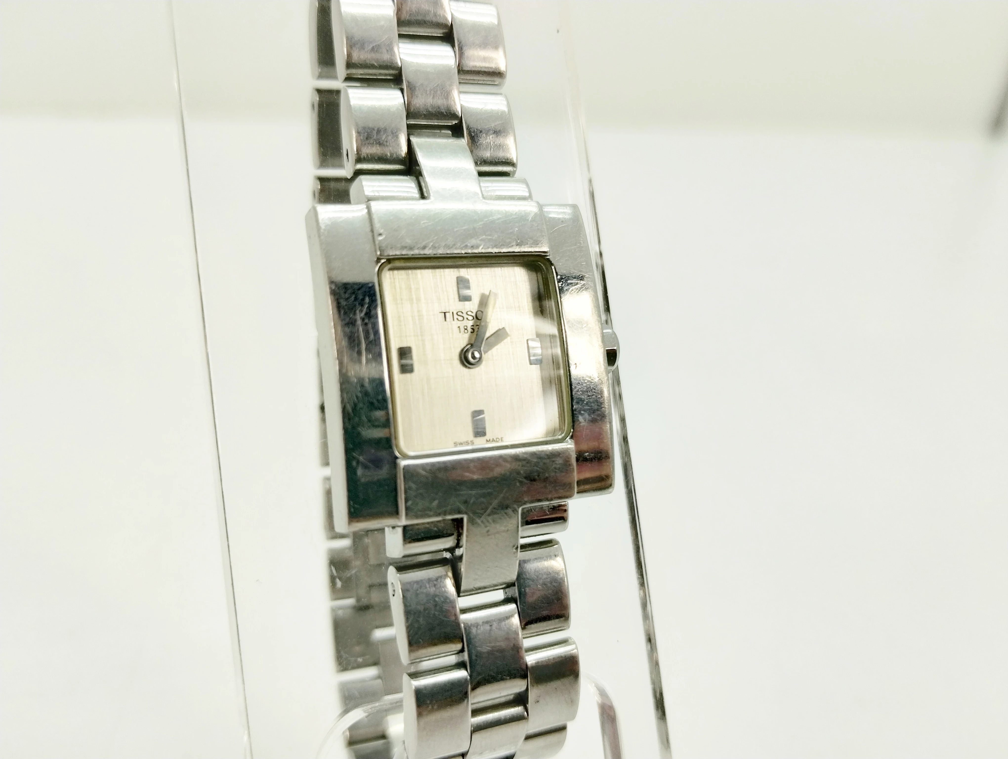 zegarek-tissot-l730k-ksztalt-koperty-129223-4