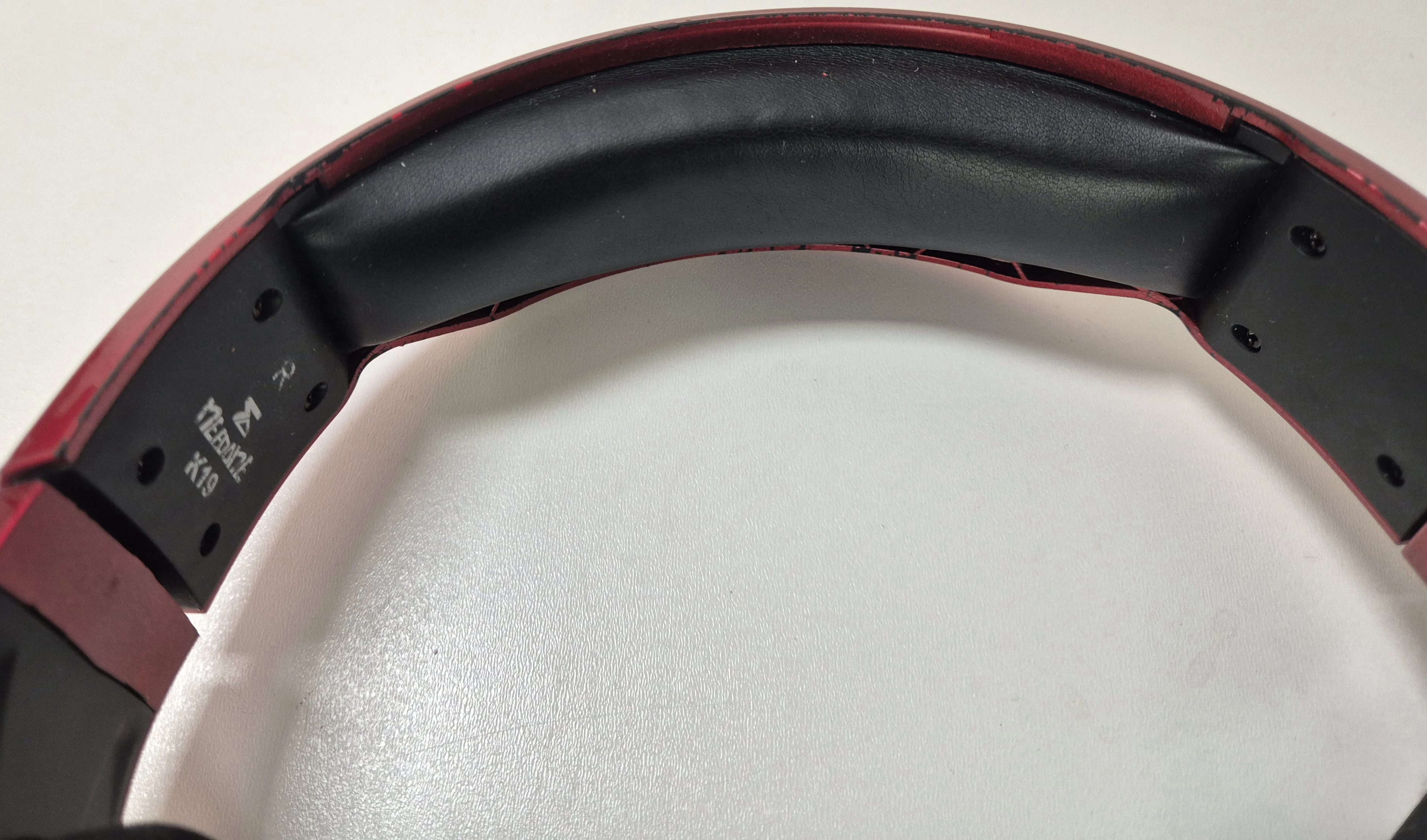 sluchawki-nauszne-z-mikrofonem-needone-k19-kod-producenta-k19