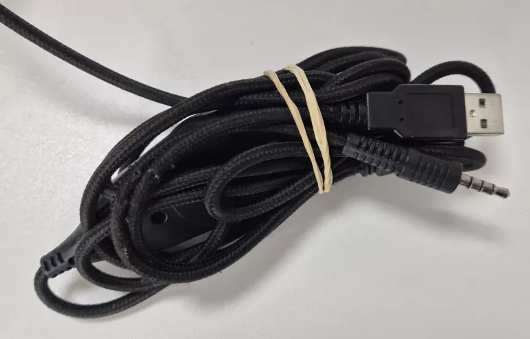 sluchawki-nauszne-z-mikrofonem-needone-k19-model-250441-1920803