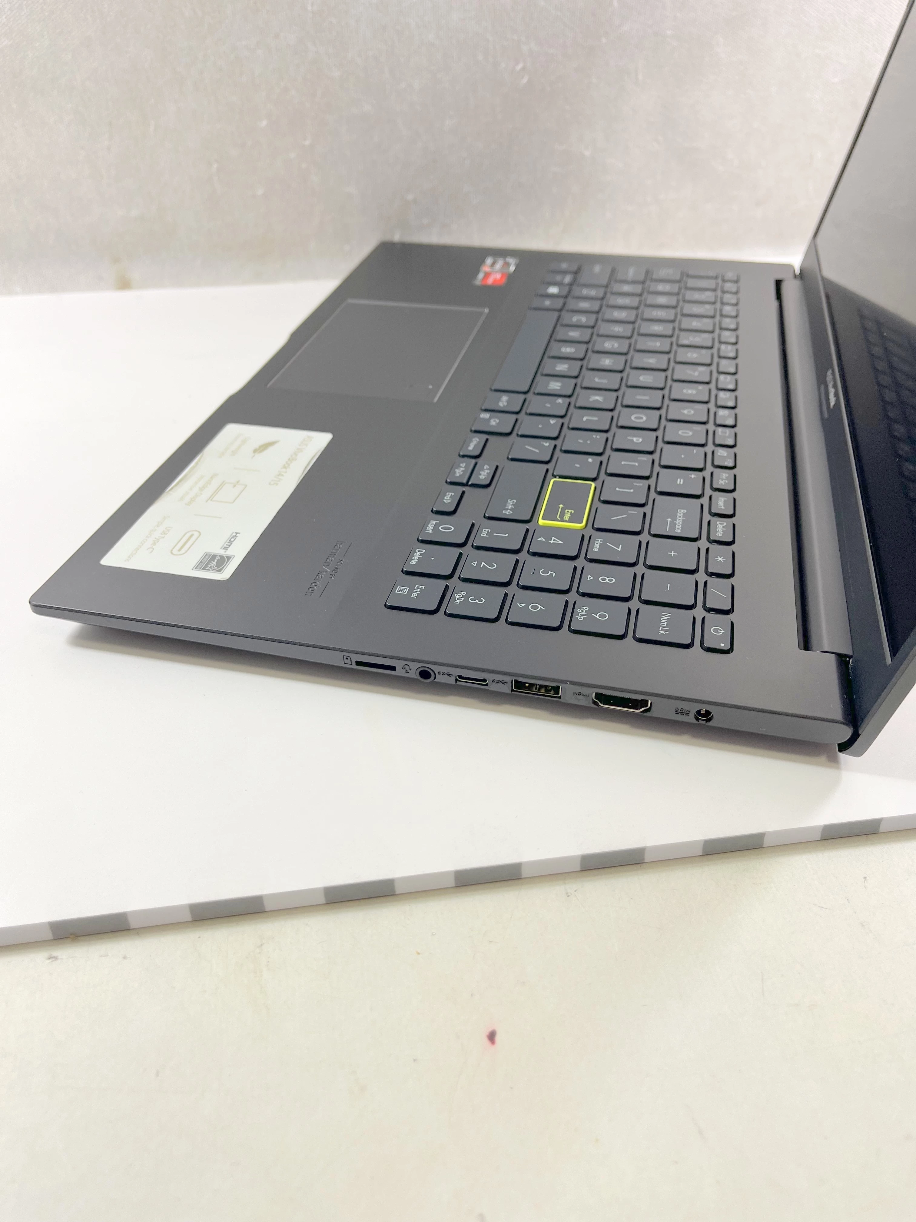 laptop-asus-vivobook-m513i-rozdzielczosc-px-4474-211457