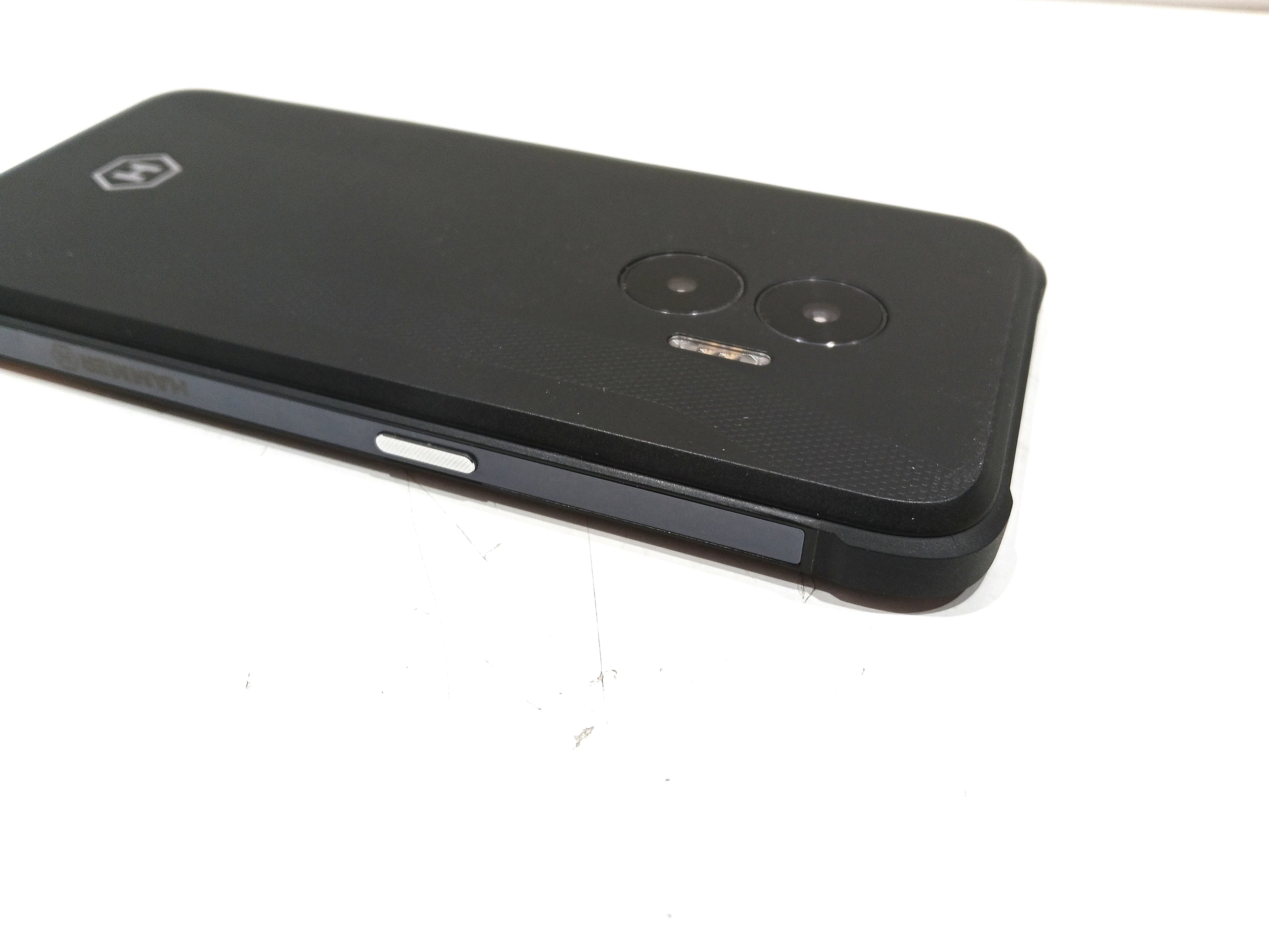 telefon-hammer-blade-v-5g-konto-google-przekatna-ekranu-650