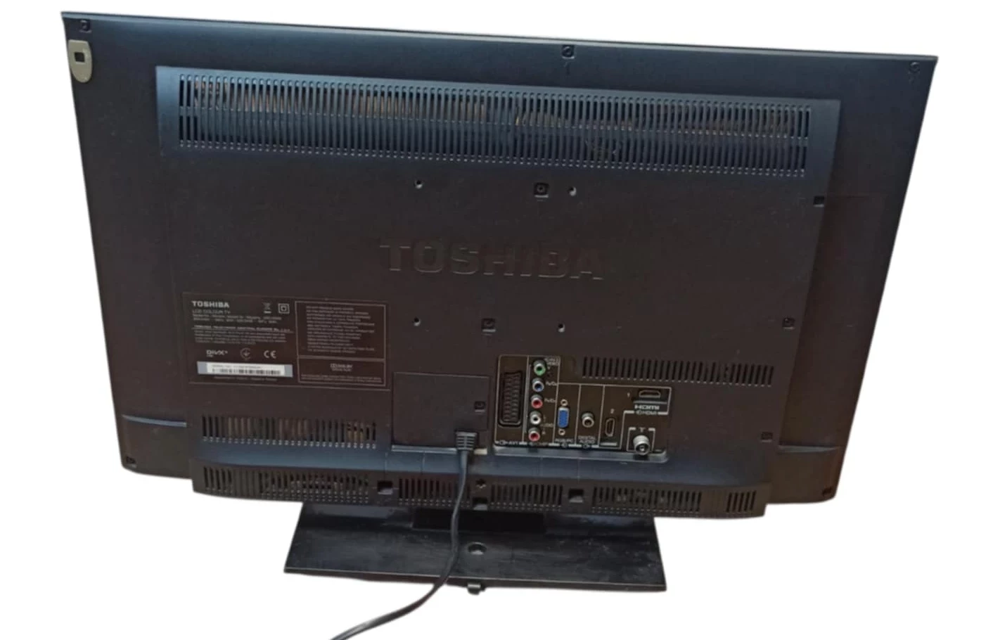 telewizor-toshiba-23el933g-led-pilot-przekatna-ekranu-cale-2300