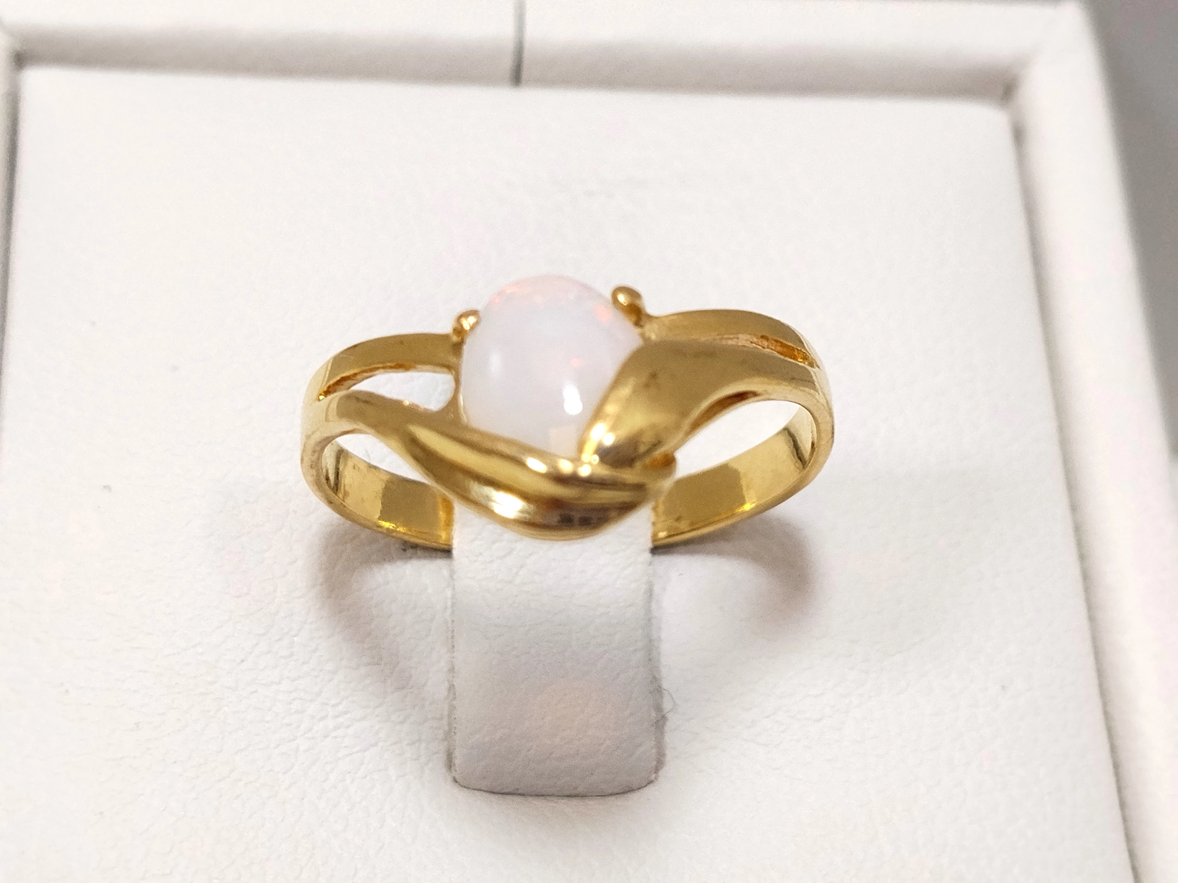 zloty-pierscionek-kamien-585-199g-r14-proba-zlota-206646-228242