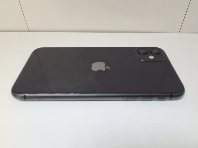 telefon-iphone-11-64gb-przekatna-ekranu-610
