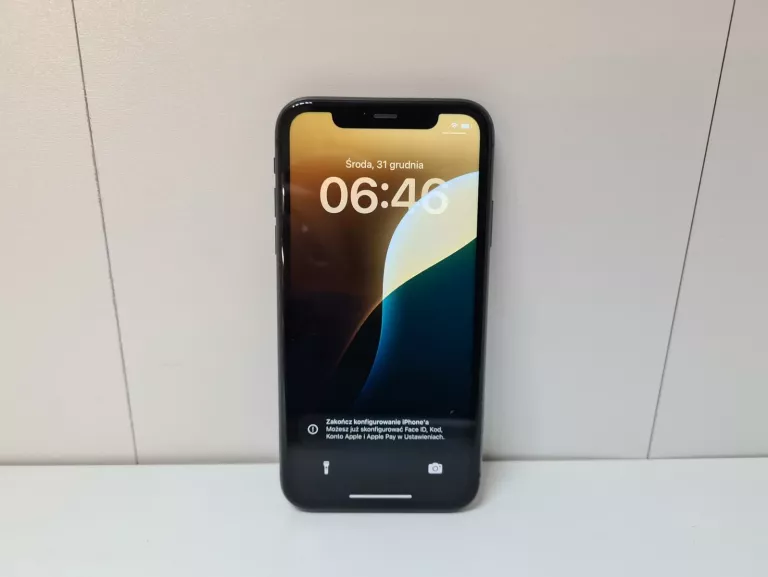 telefon-iphone-11-64gb-al-wp-7c-pultusk