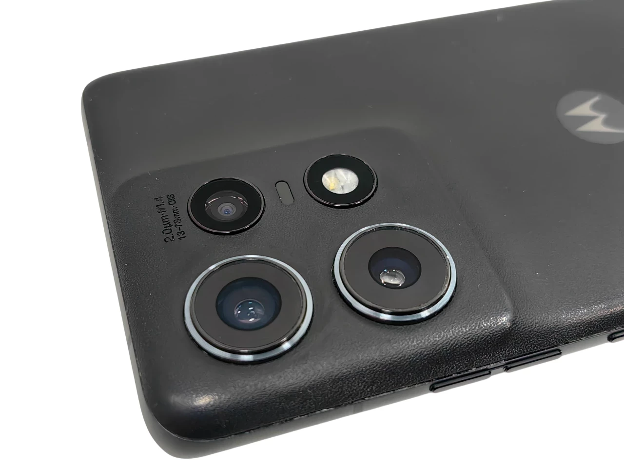 motorola-edge-50-pro-12512gb-5g-670-144hz-czarny-przekatna-ekranu-667