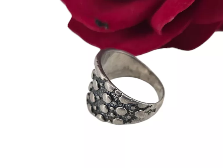 wyjatkowy-srebrny-pierscionek-454g-925-material-15835-4