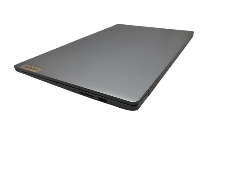 laptop-lenovo-ideapad-slim-3-przekatna-ekranu-1560