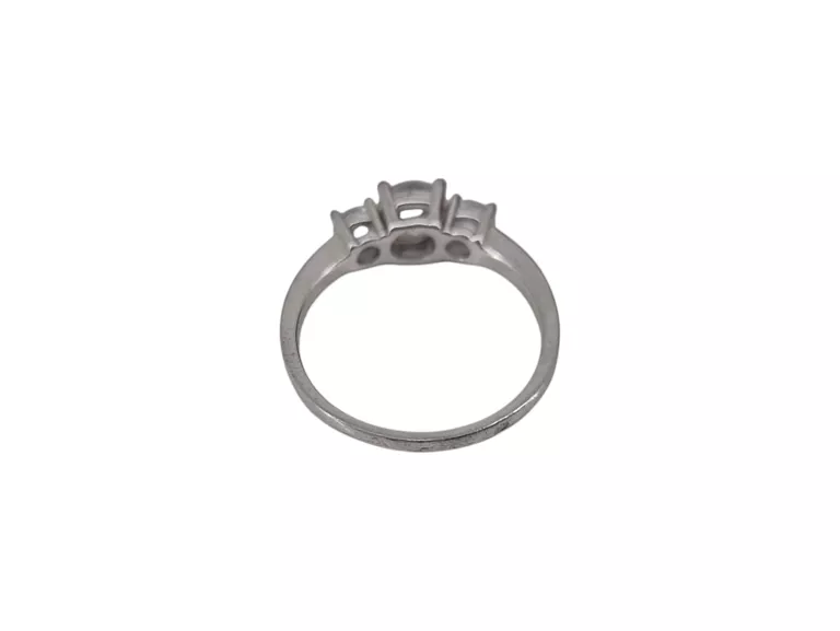 przepiekny-srebrny-pierscionek-z-cyrkoniami-273g-925-stan-11323-2