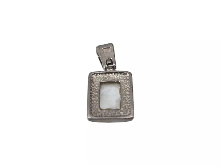 wyjatkowa-srebrna-zawieszka-z-kamieniem-230g-925-rodzaj-2205-2