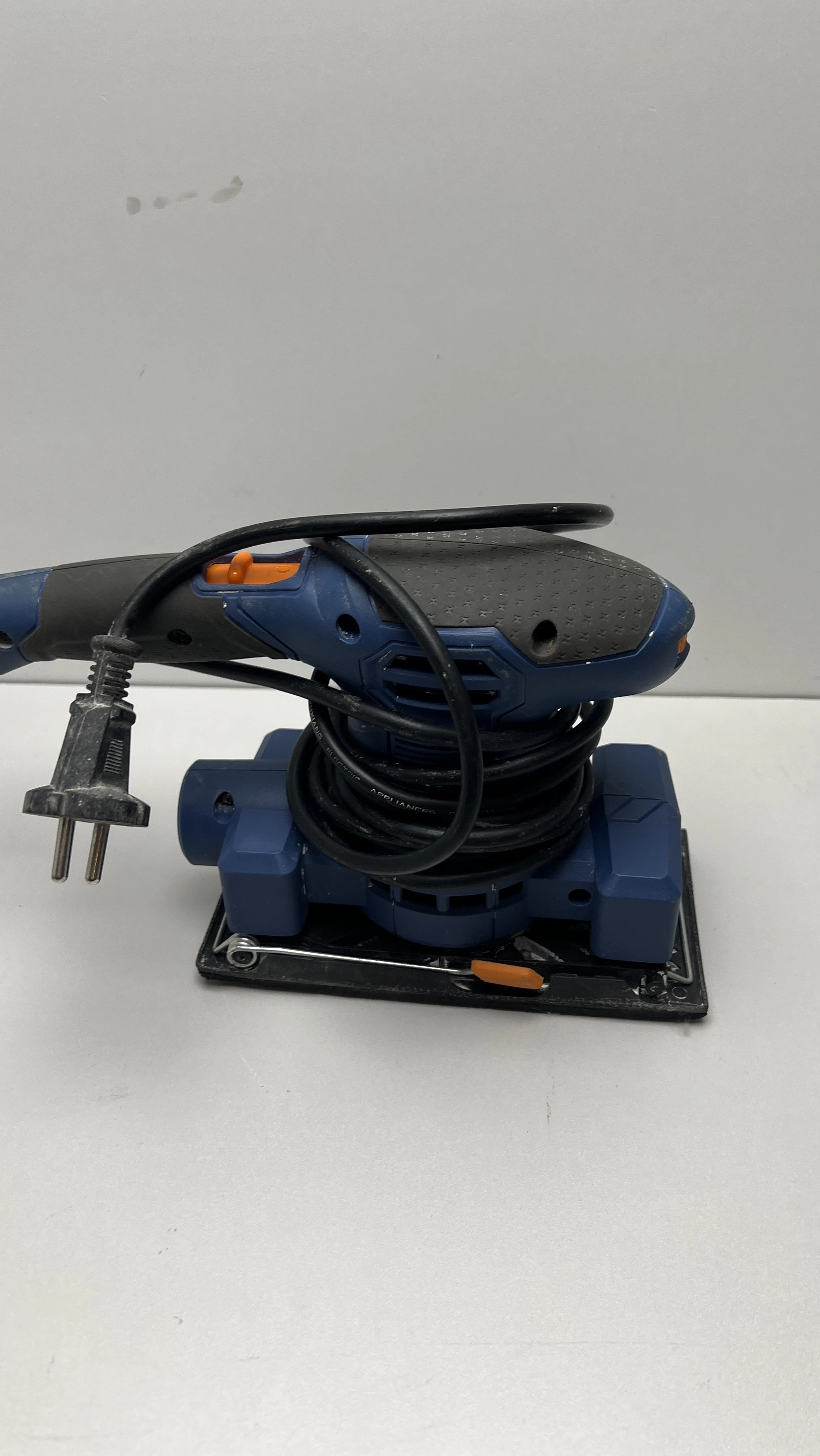 szlifierka-oscylacyjna-dexter-power-nc200es-ean-gtin-3276005567610